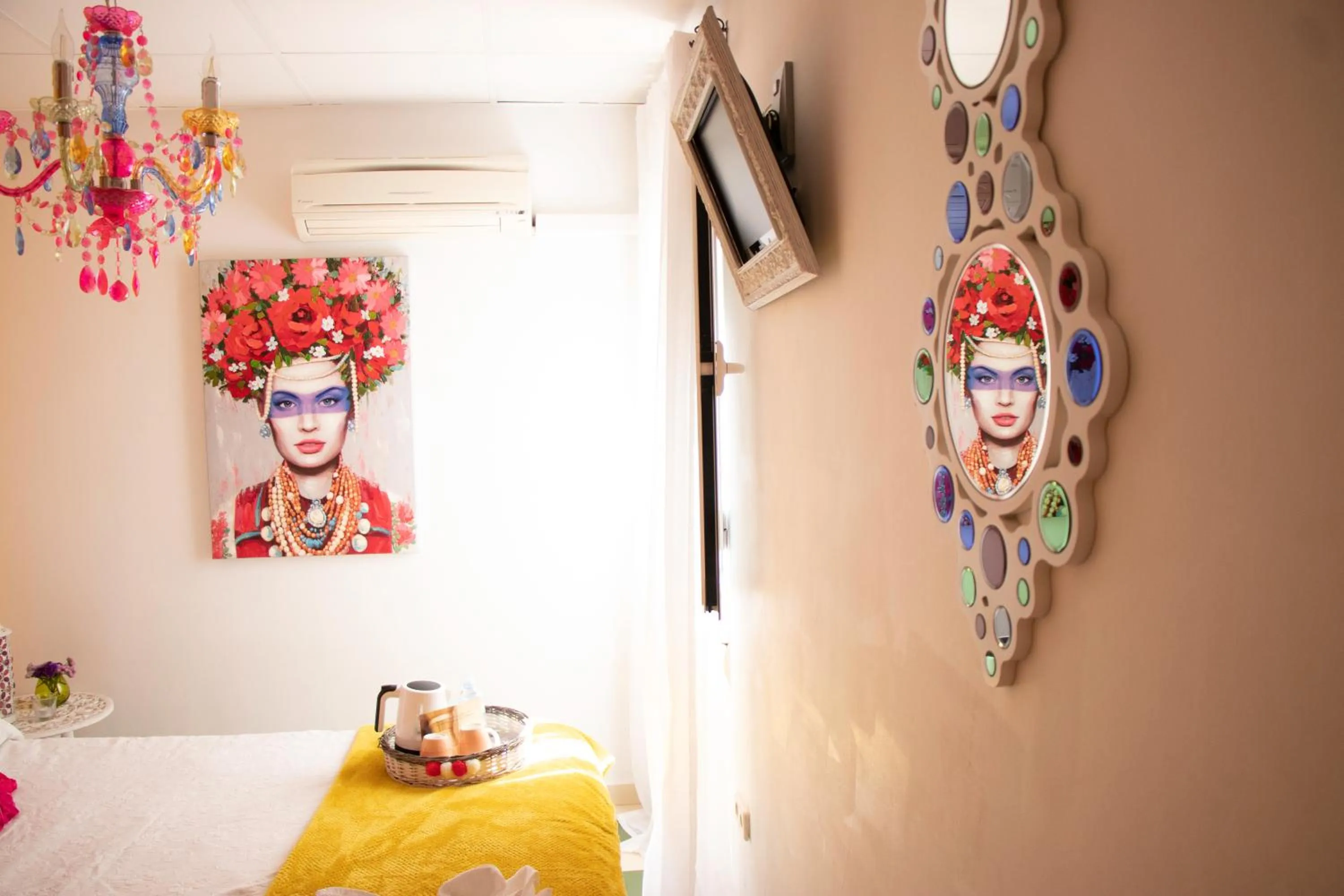 Photo of the whole room in La Fonda Benissa, Grupo Terra de Mar, alojamientos con encanto