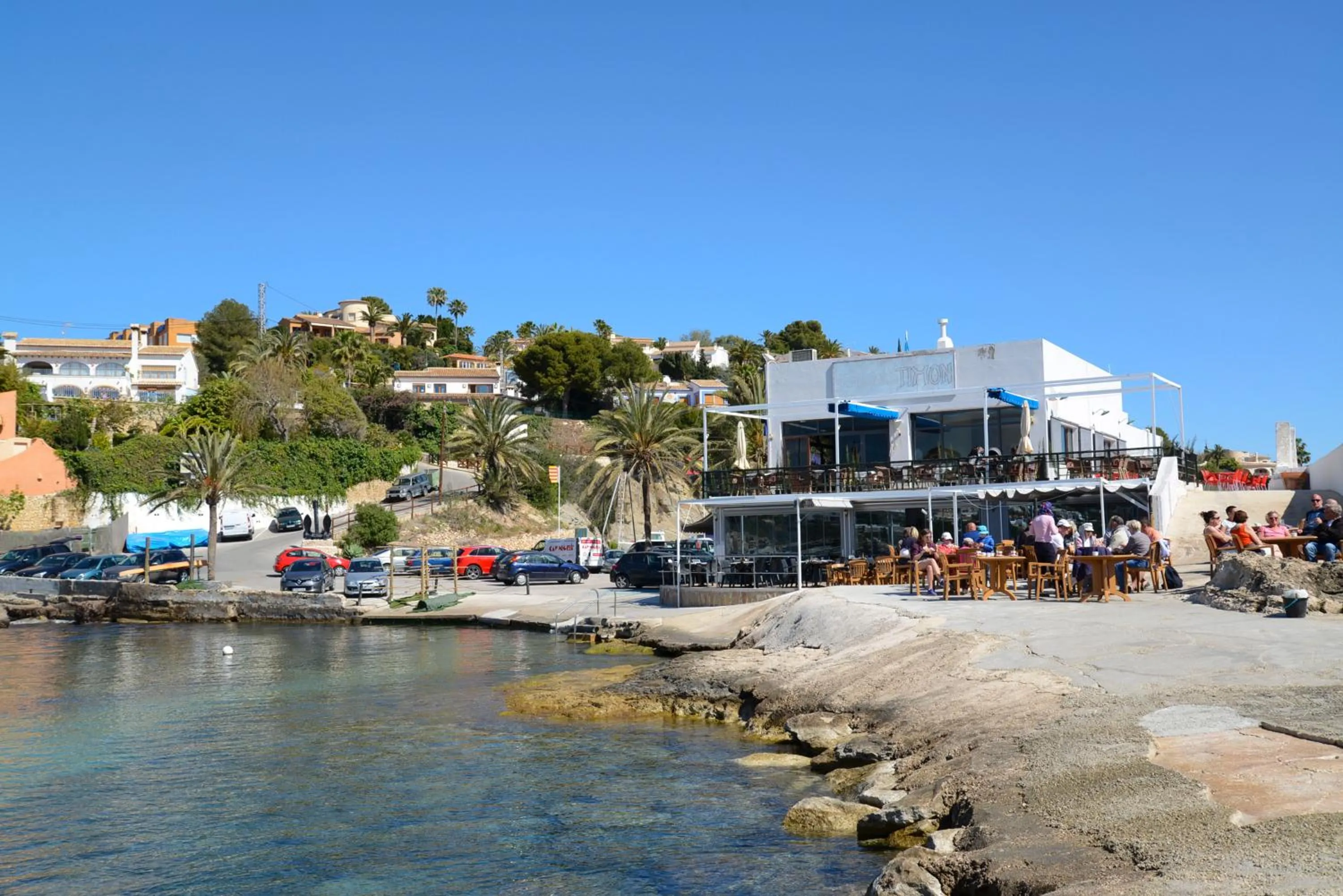Fishing in La Fonda Benissa, Grupo Terra de Mar, alojamientos con encanto