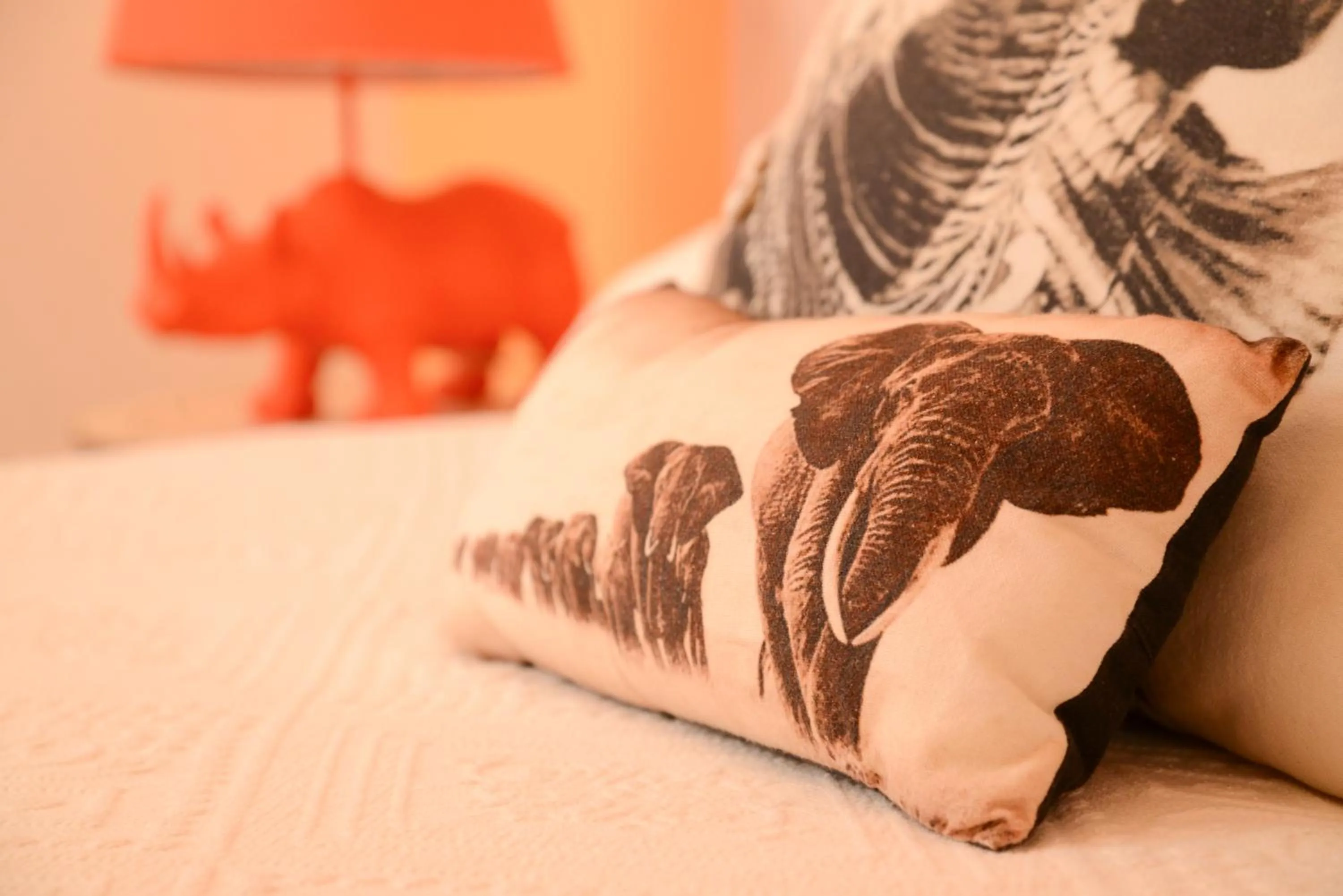 Decorative detail, Bed in La Fonda Benissa, Grupo Terra de Mar, alojamientos con encanto