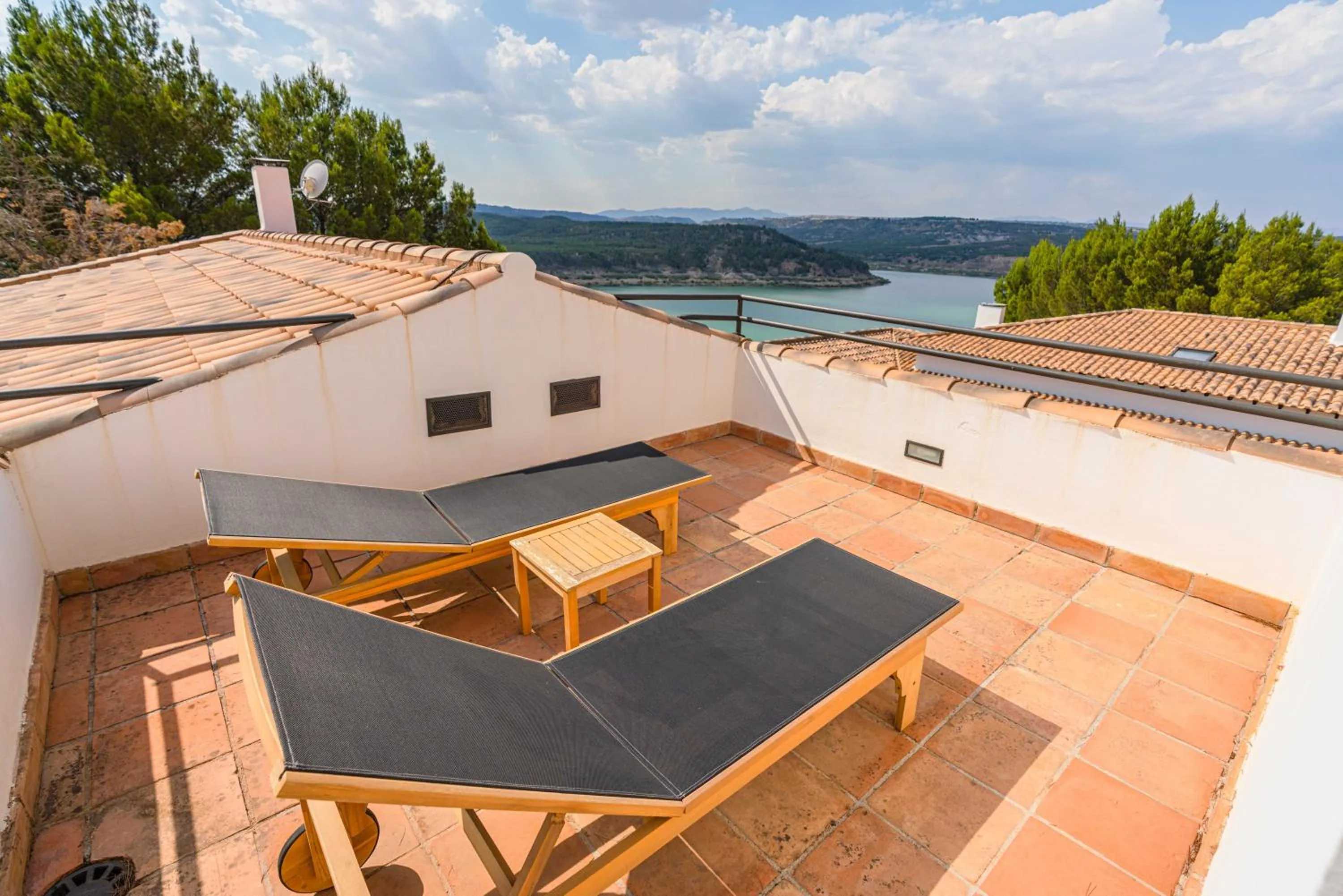 Balcony/Terrace in Hotel Rural La Alcanacia