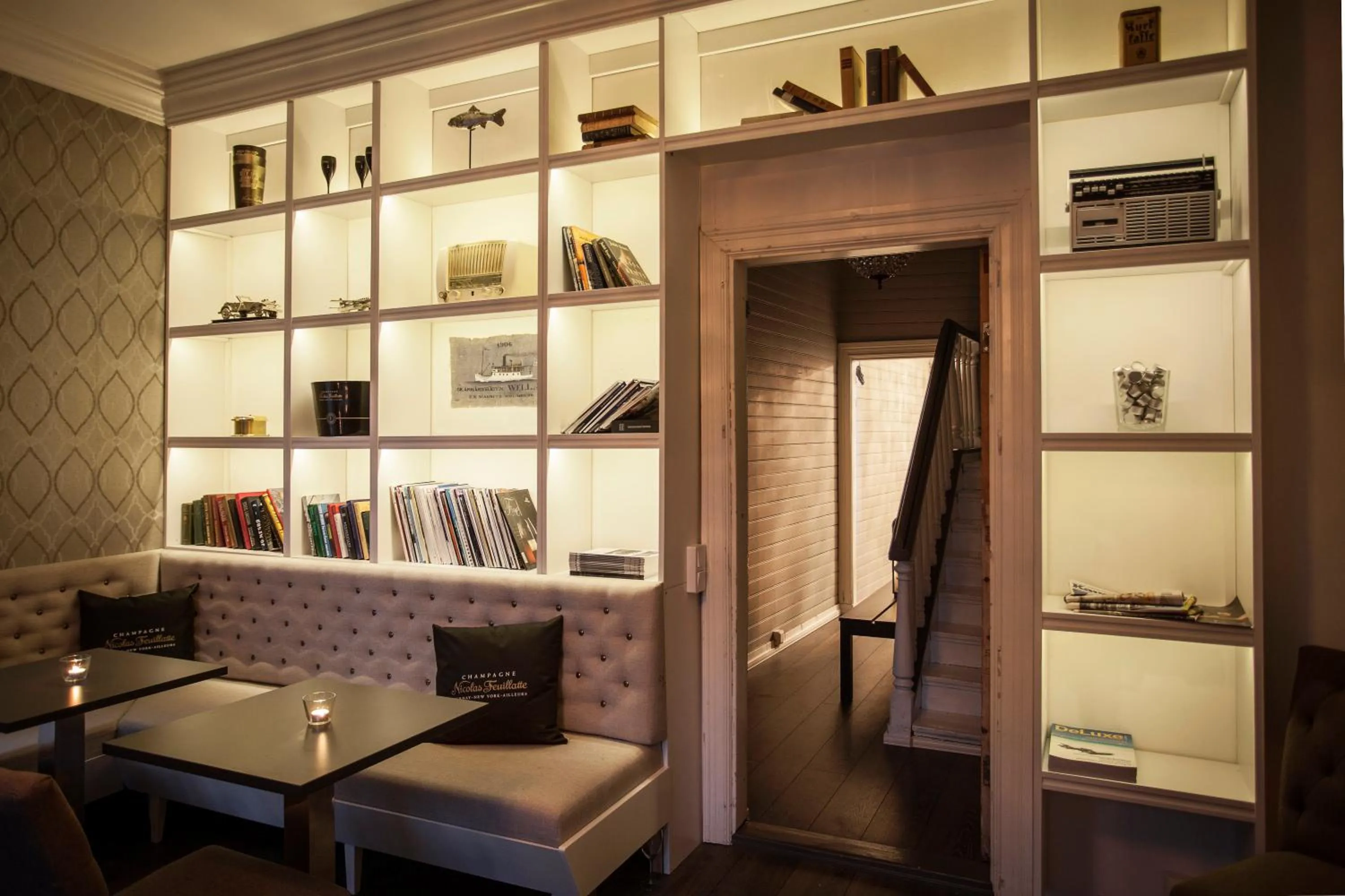 Restaurant/places to eat in Bridget Inn