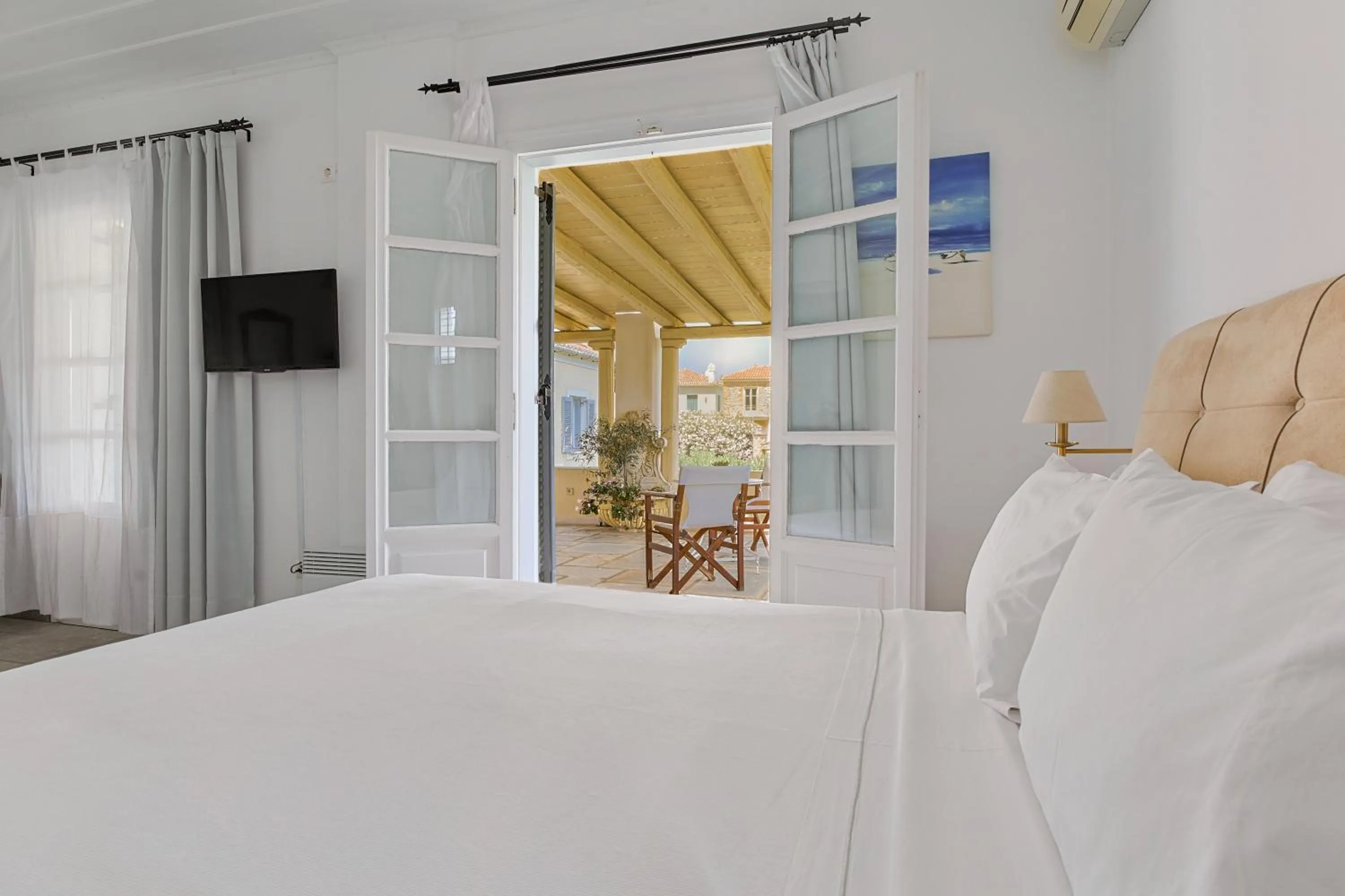 Bedroom, Bed in Villa Nika