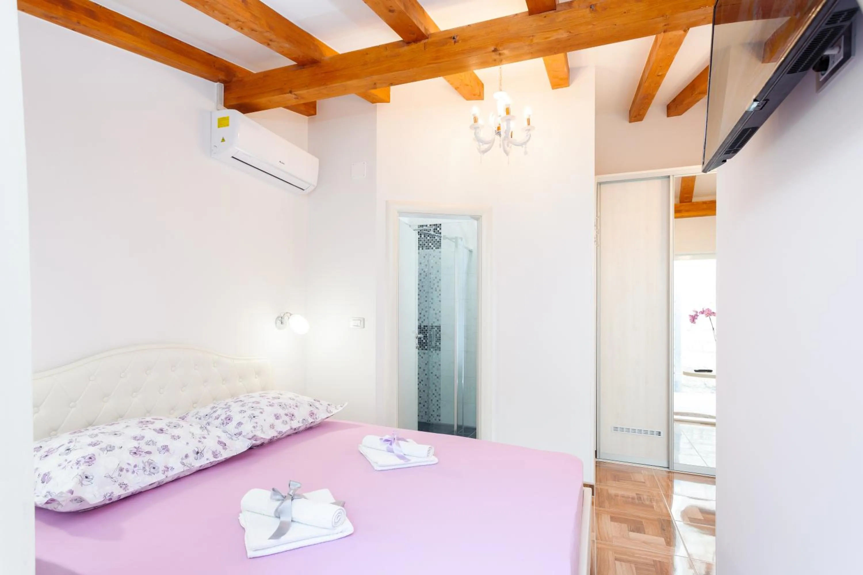 Bed in Apartment and Room Nona Stella