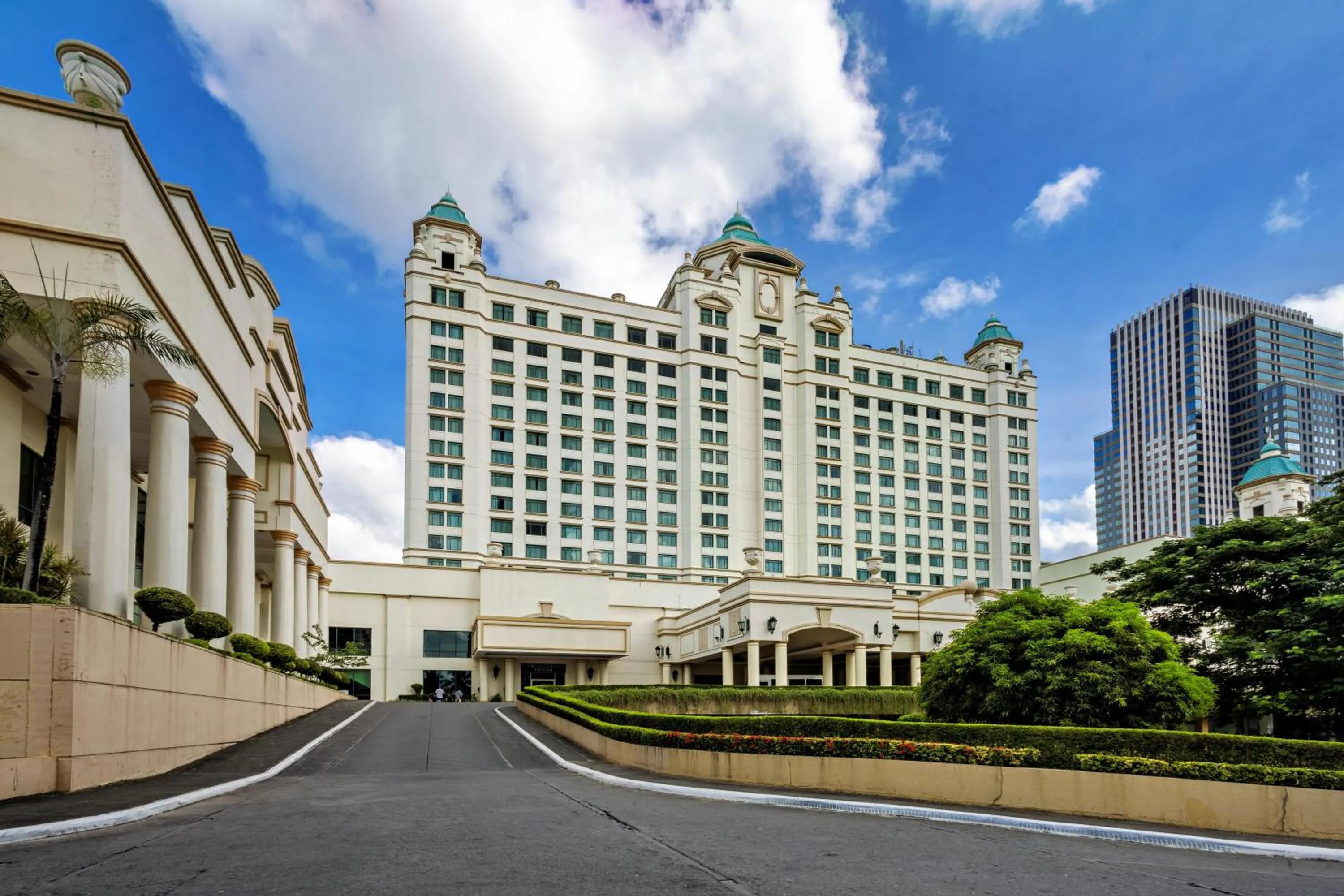 Facade/entrance in Waterfront Cebu City Hotel & Casino