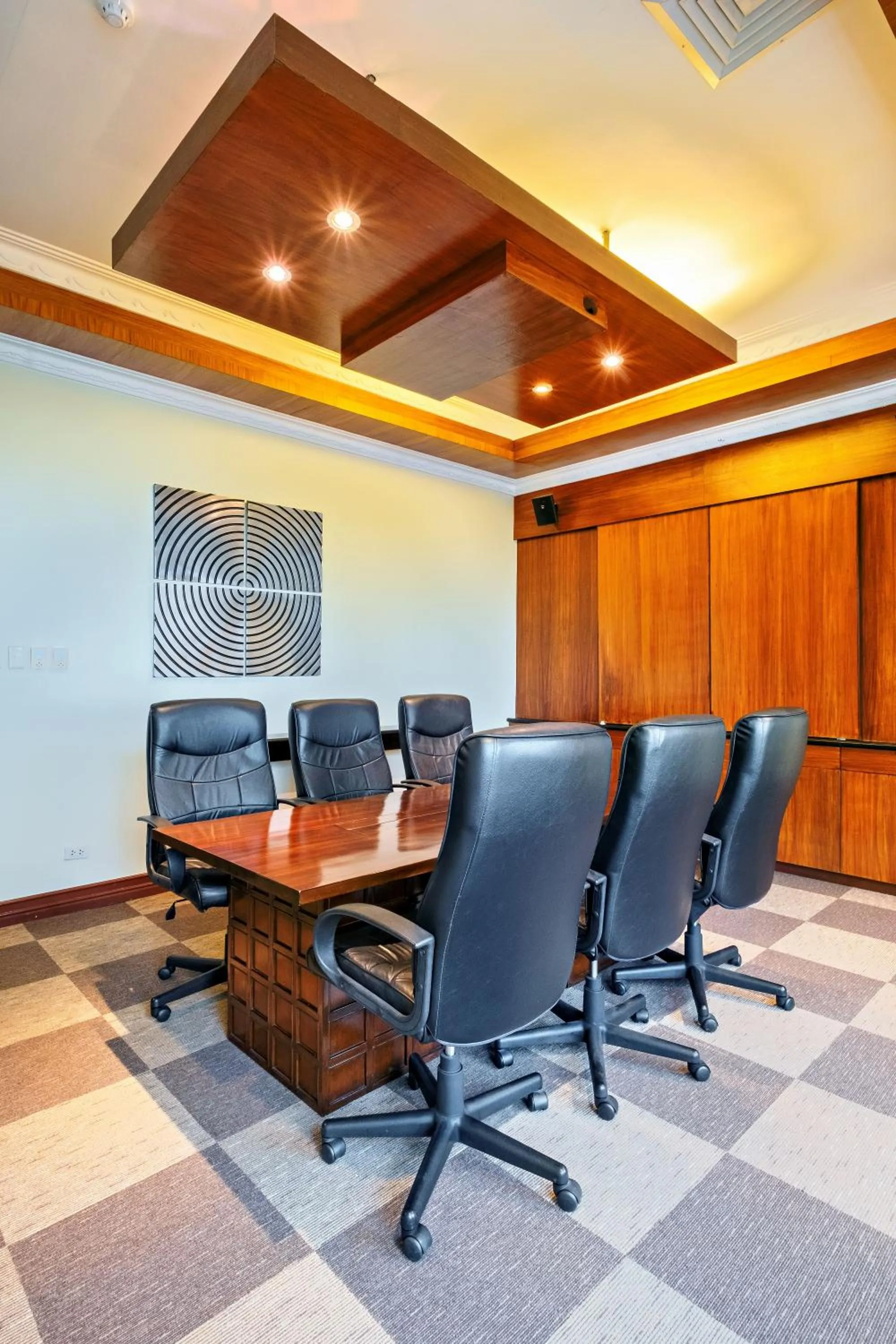 Seating area in Waterfront Cebu City Hotel & Casino
