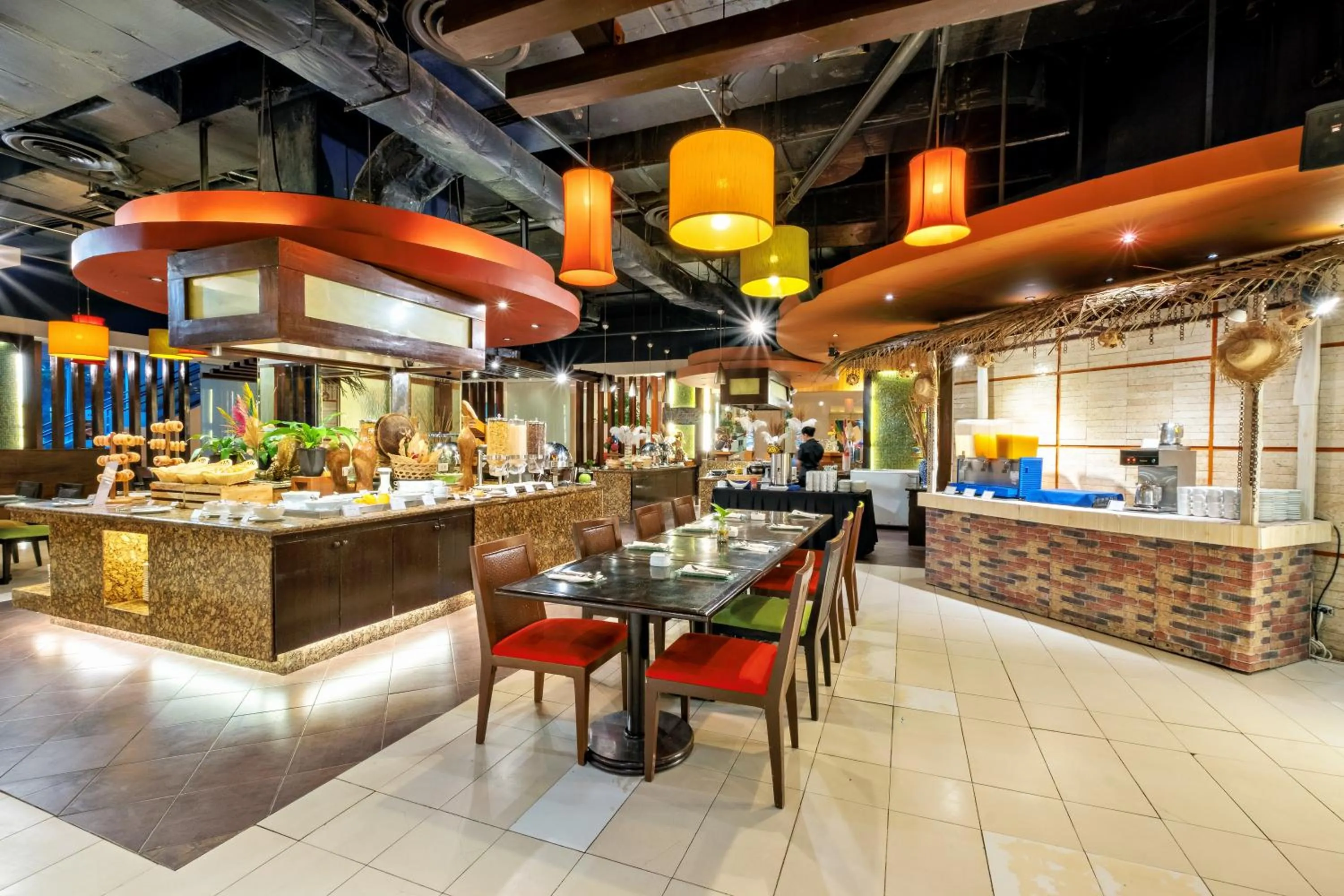 Restaurant/places to eat in Waterfront Cebu City Hotel & Casino