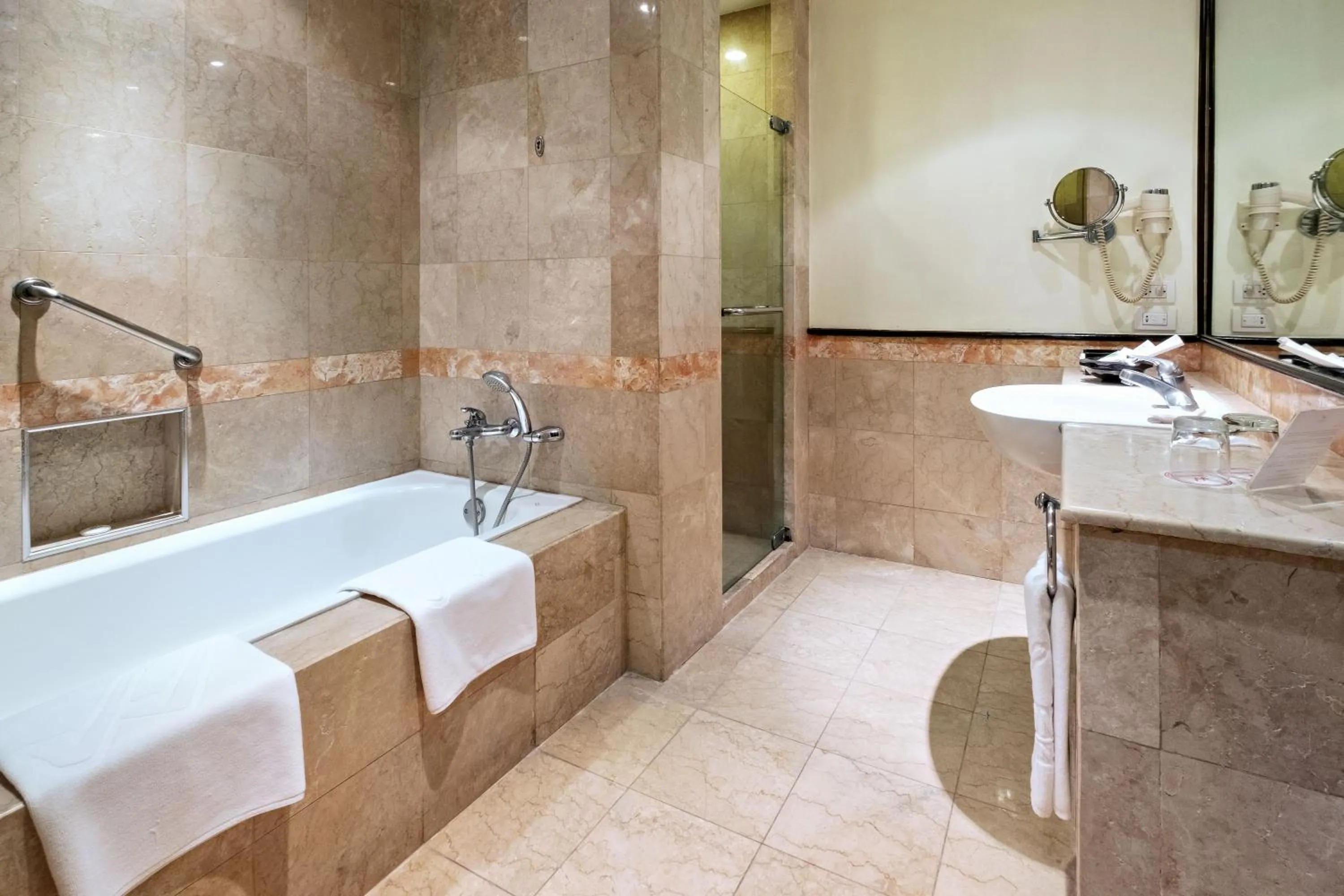 Bath in Waterfront Cebu City Hotel & Casino