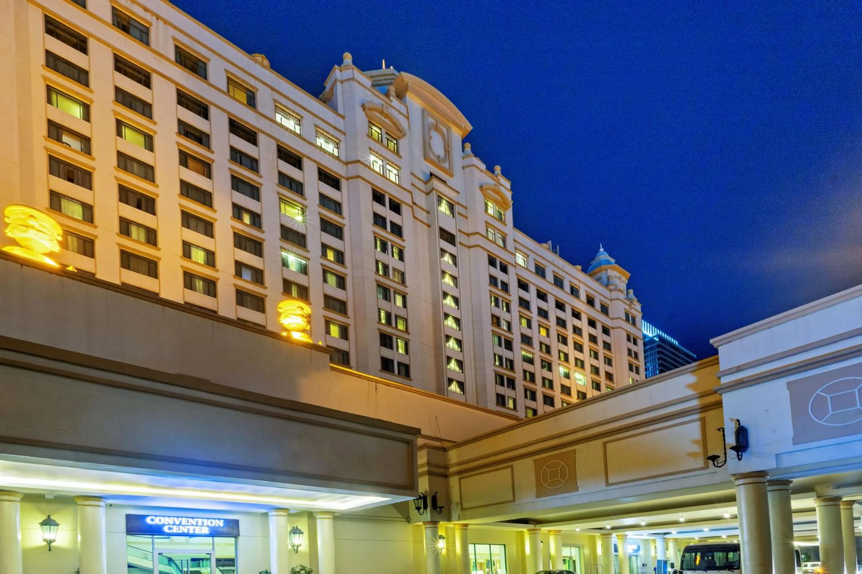 Facade/entrance in Waterfront Cebu City Hotel & Casino