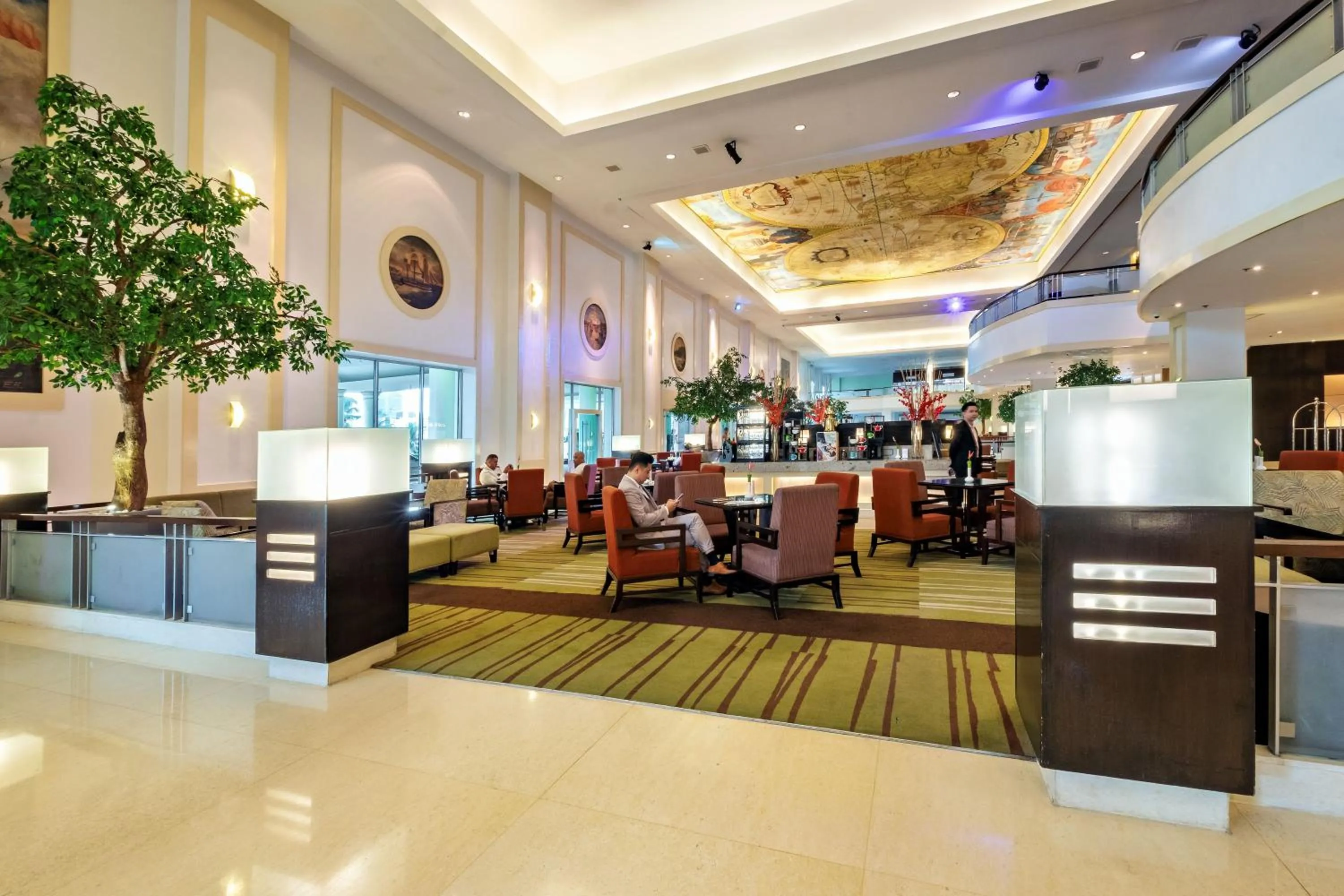 Lobby or reception in Waterfront Cebu City Hotel & Casino