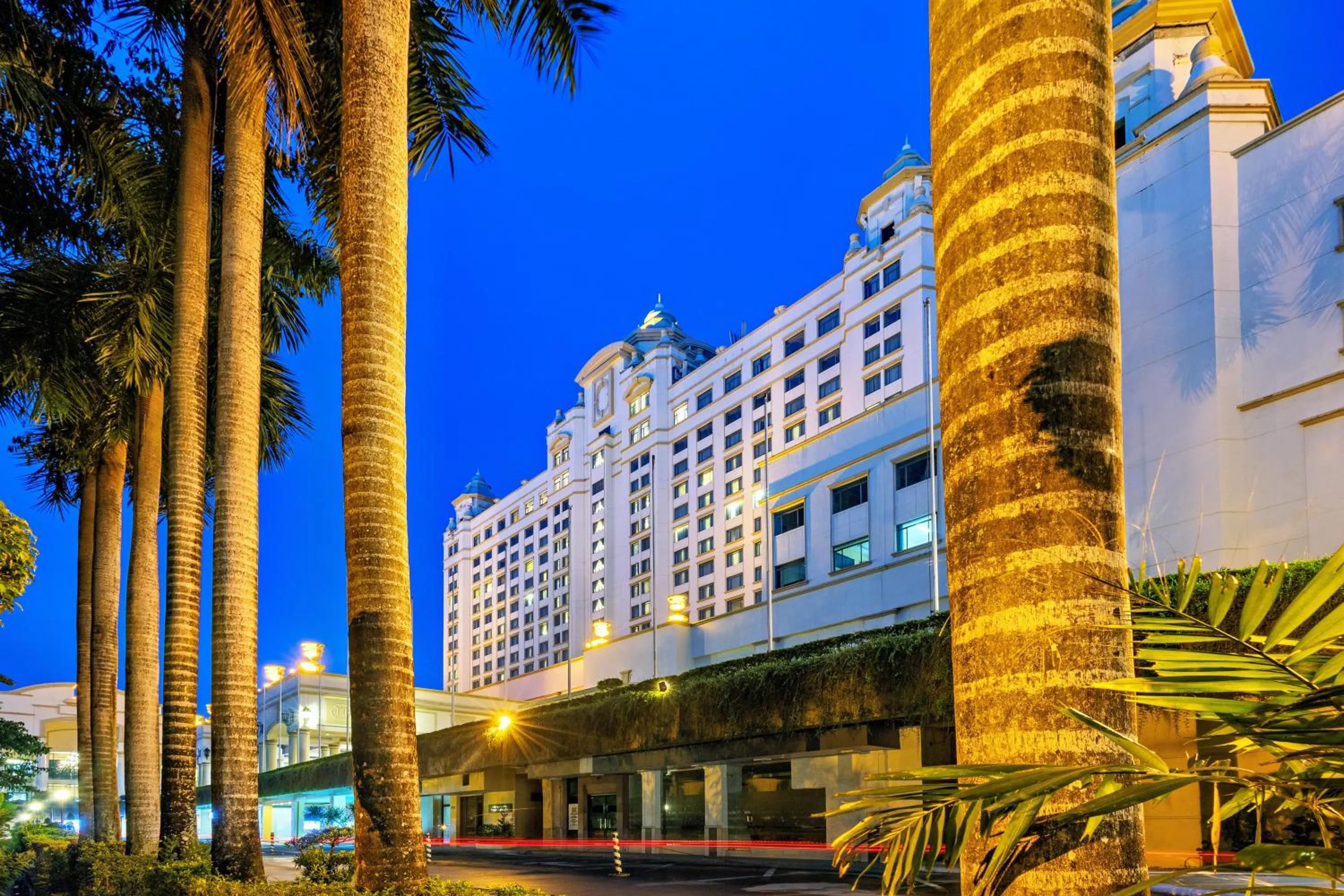 Property building in Waterfront Cebu City Hotel & Casino