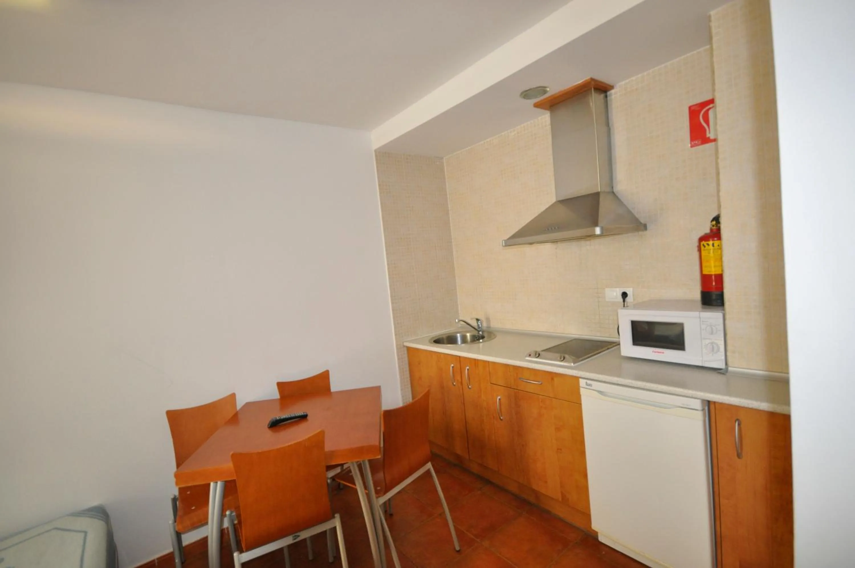 Kitchen or kitchenette in Apartamentos Montegorbea