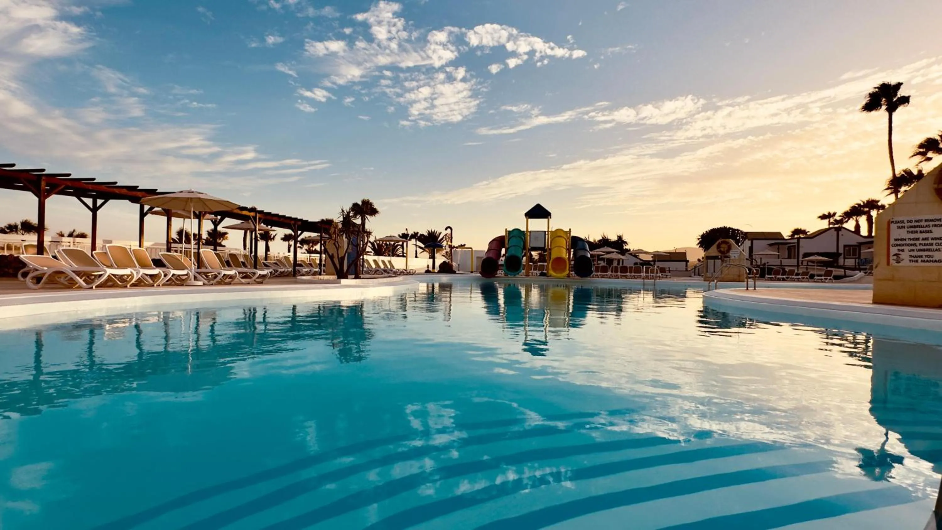 Swimming pool in Caleta Dorada