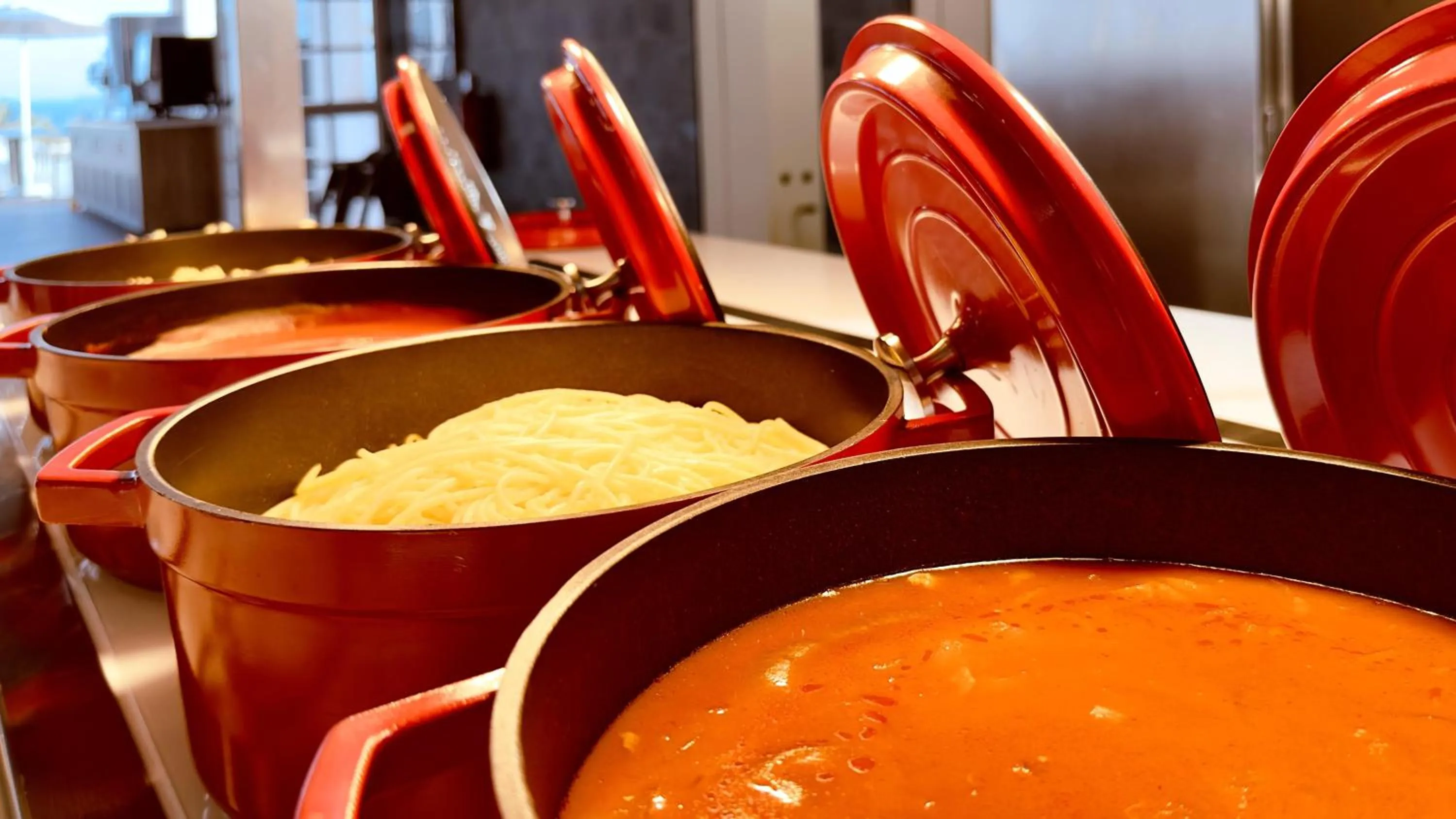 Restaurant/places to eat in Caleta Dorada