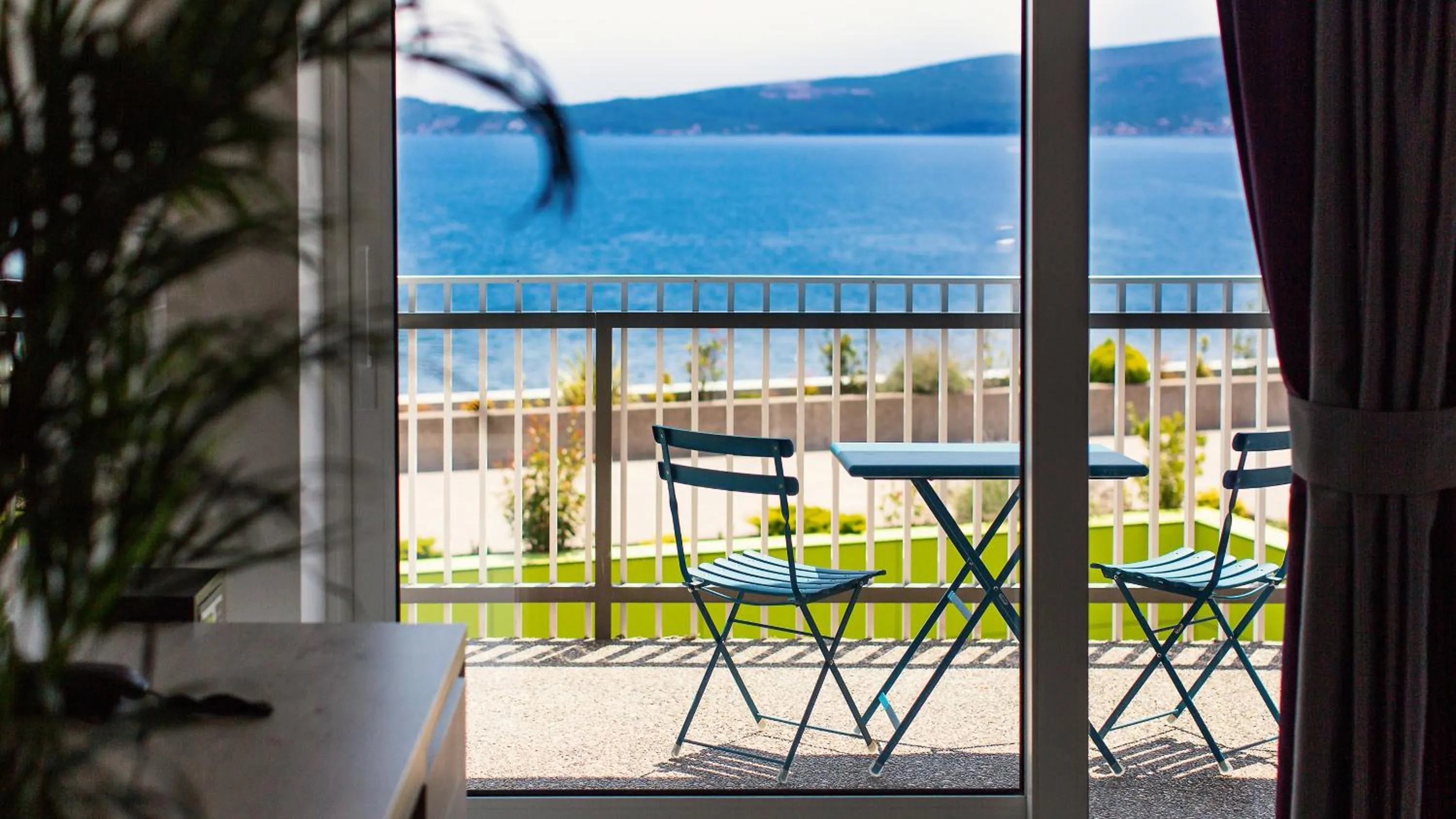 Sea view in Carine Hotel Park