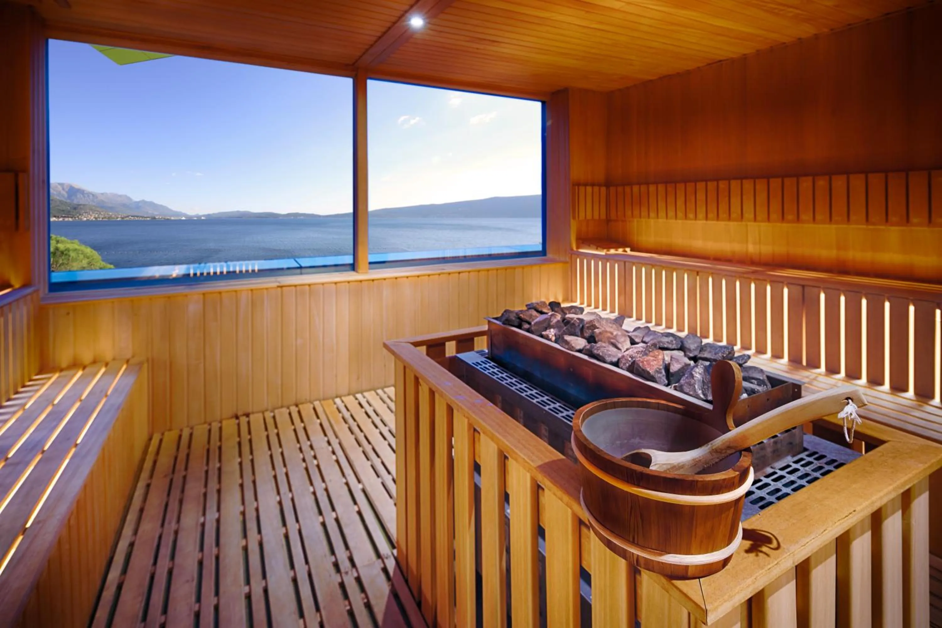 Spa and wellness centre/facilities in Carine Hotel Park