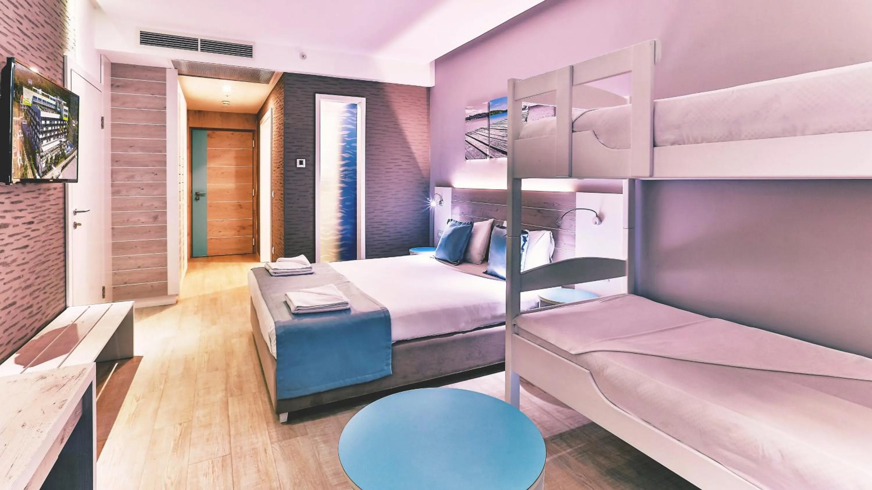 Bedroom, Bed in Carine Hotel Park