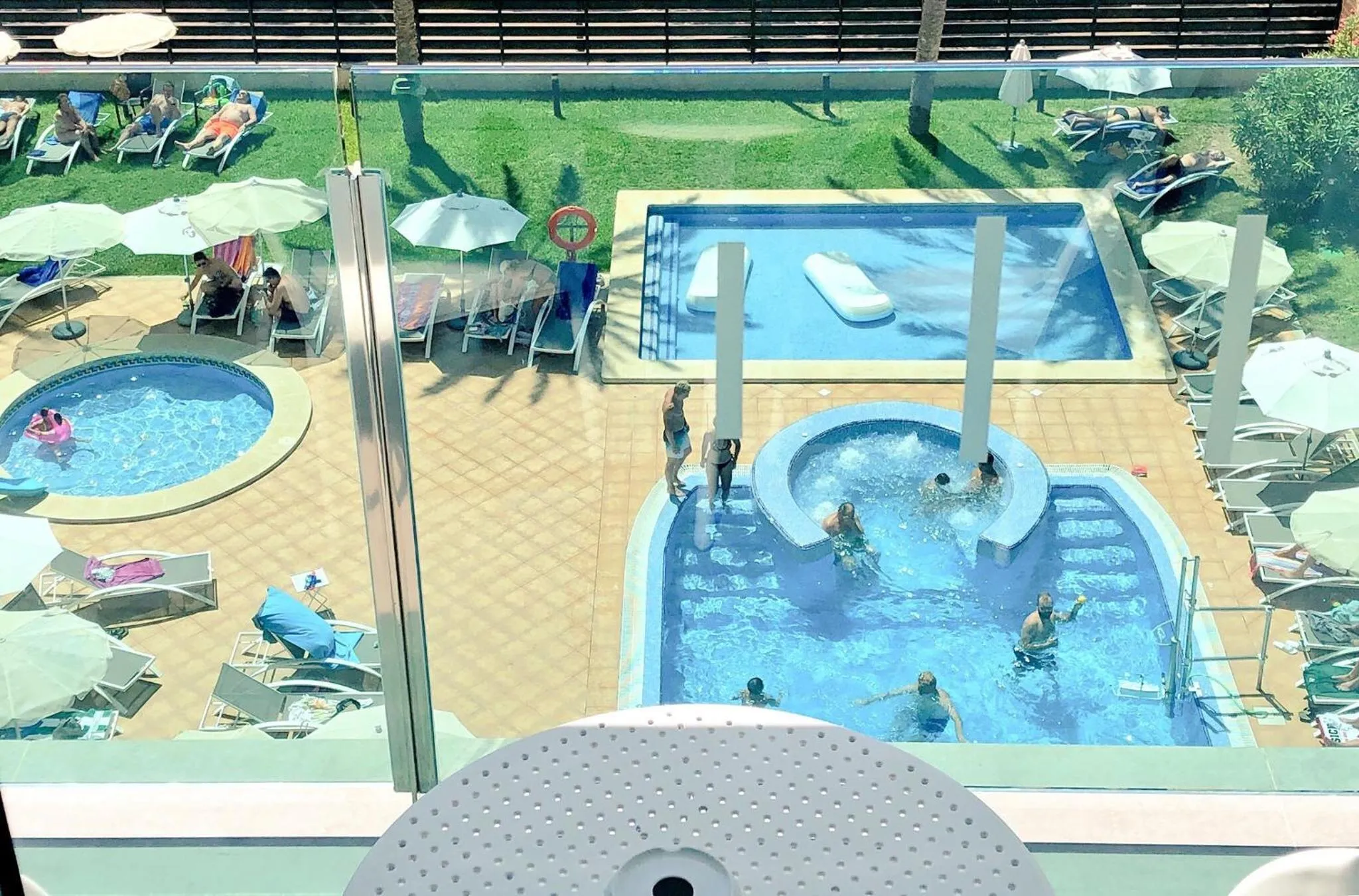 Garden view in Hotel Luxor