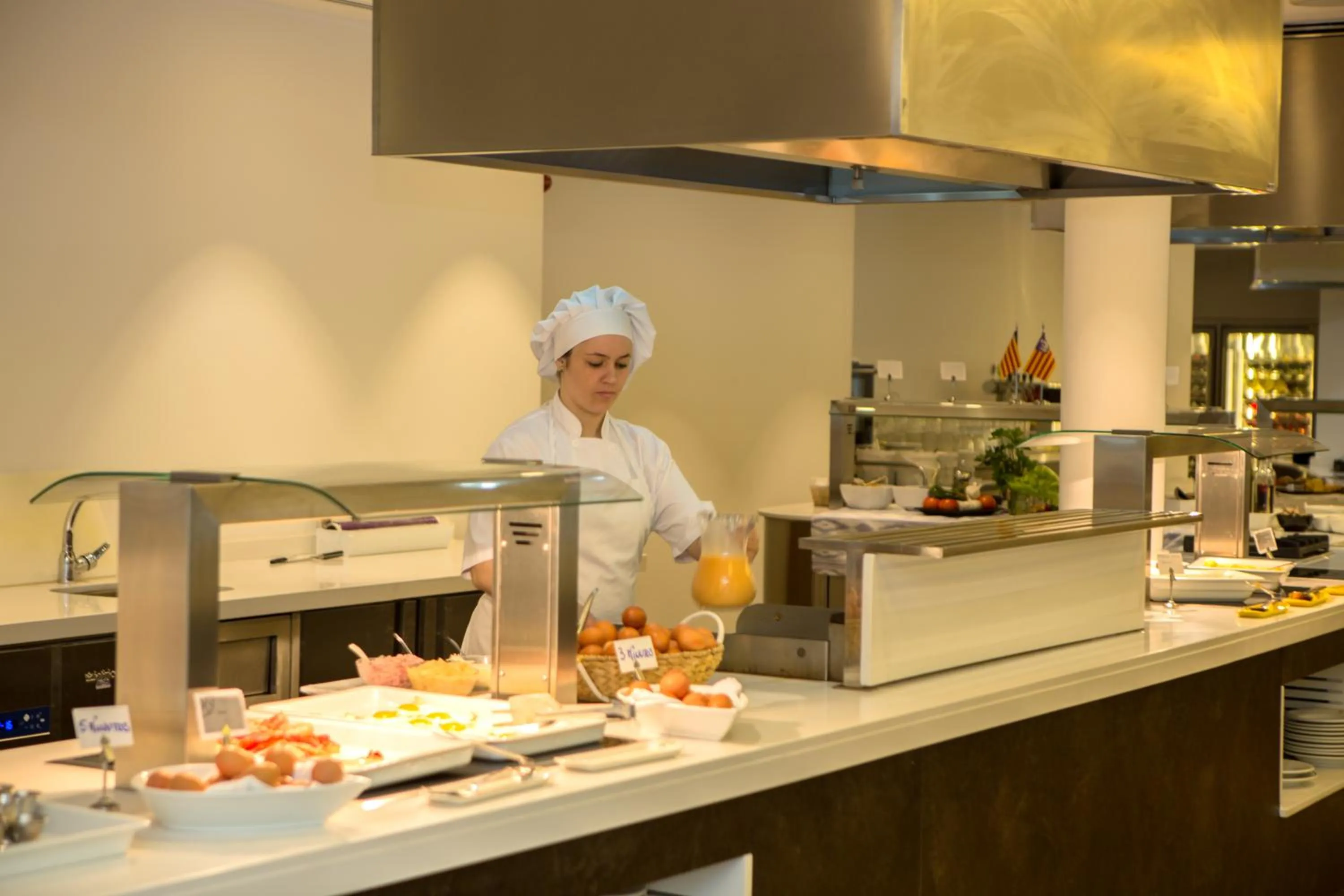 Staff in Hotel Luxor