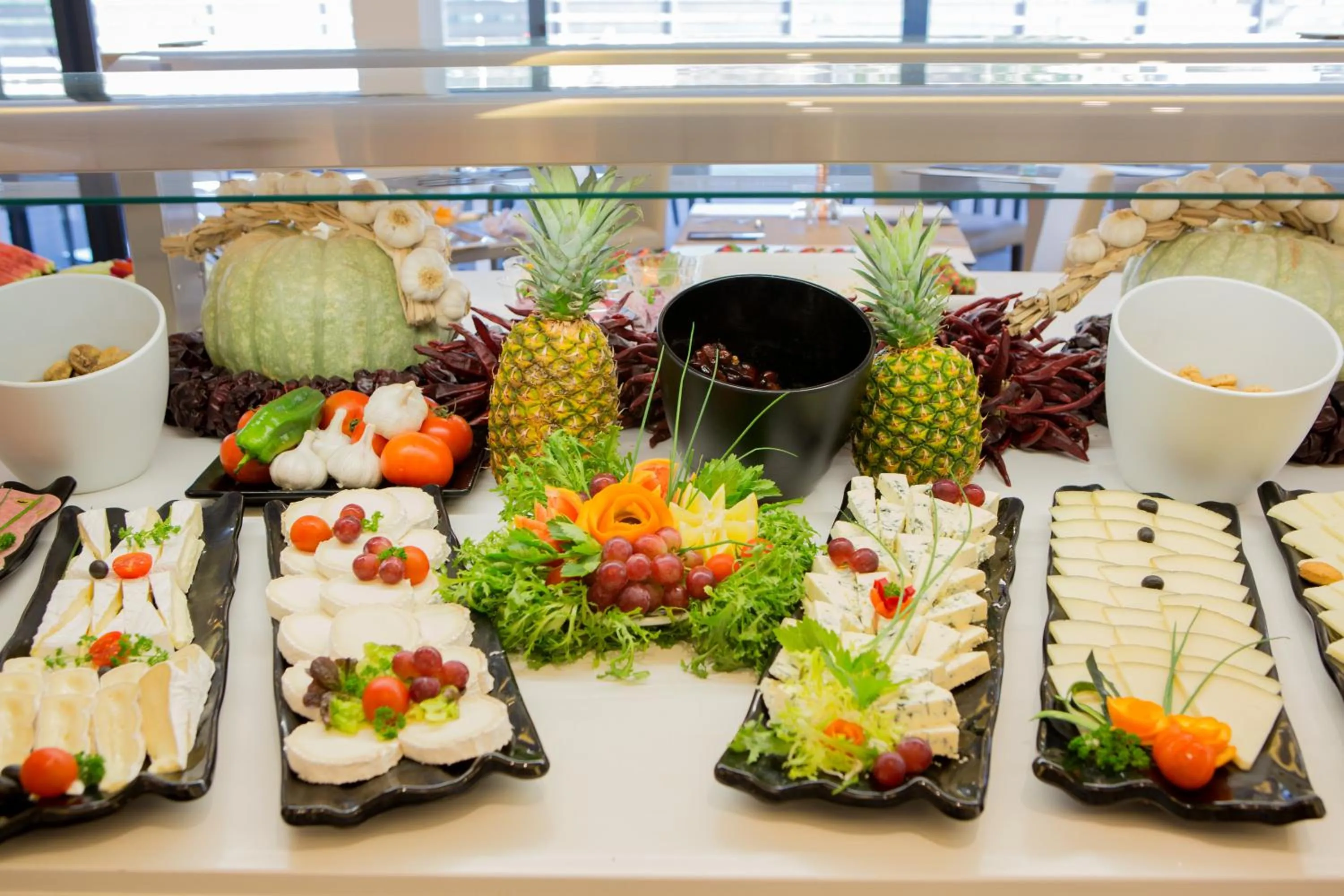 Restaurant/places to eat in Hotel Luxor