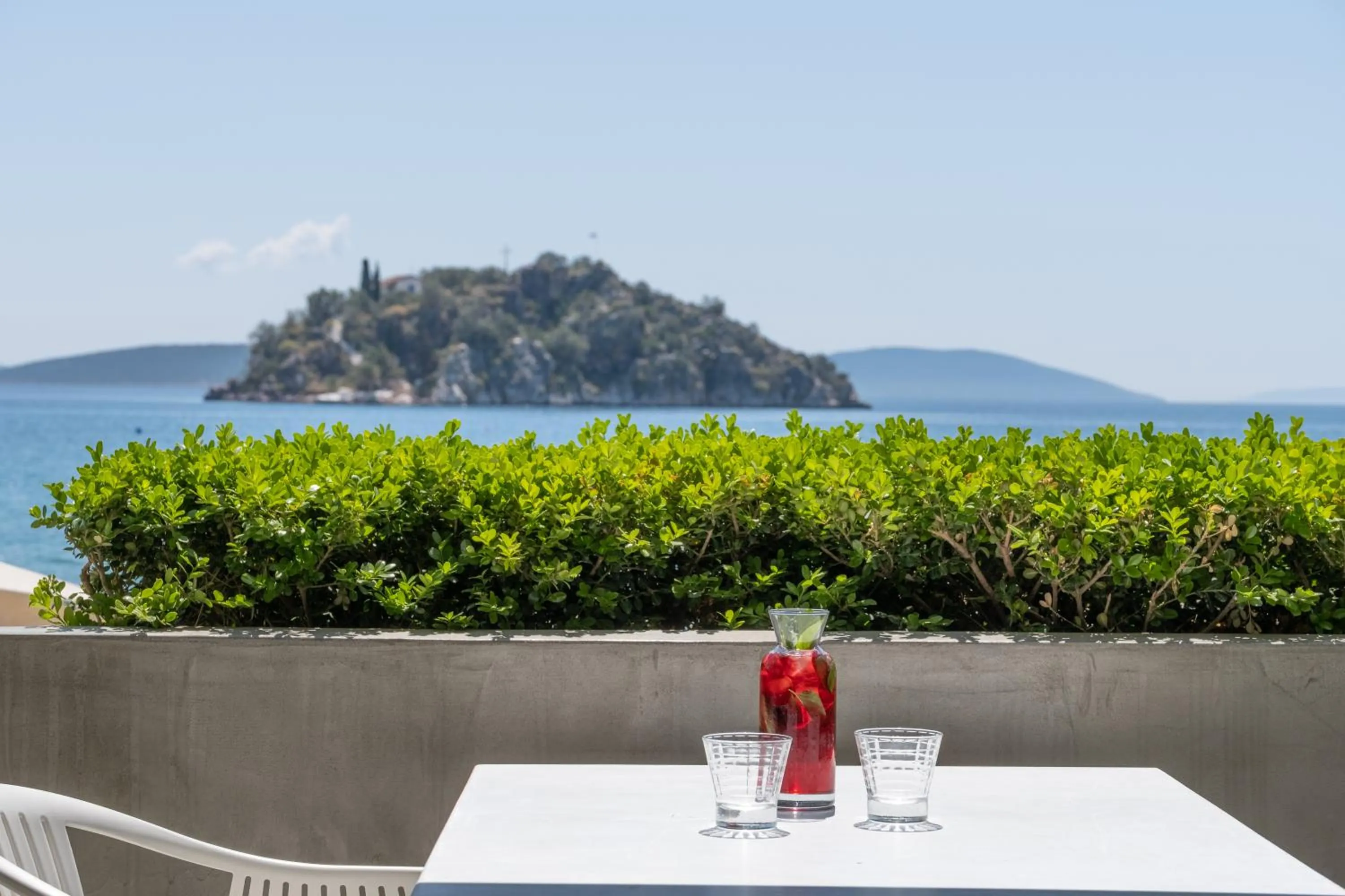 Day in Nelly's Apartments