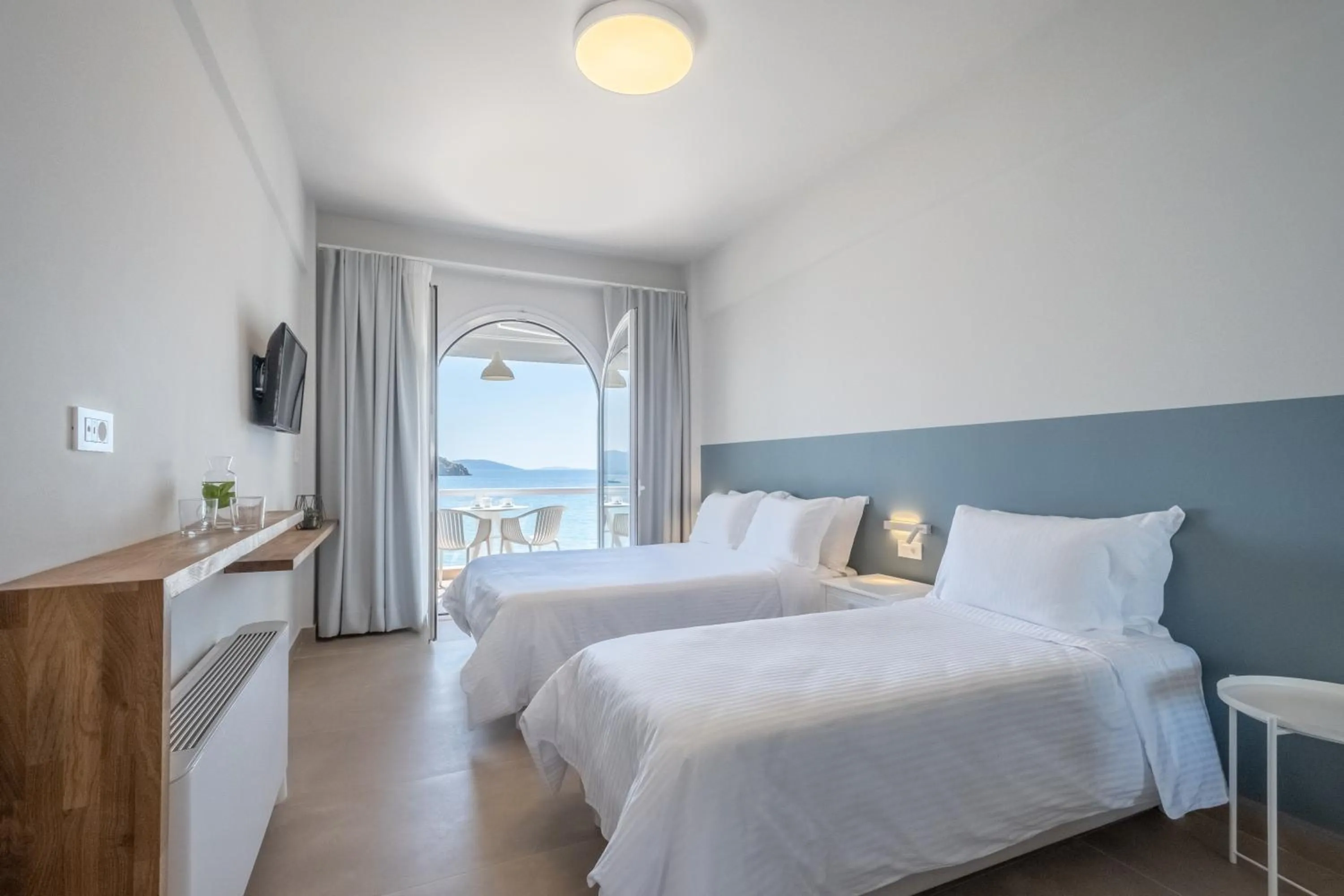 Bed in Nelly's Apartments