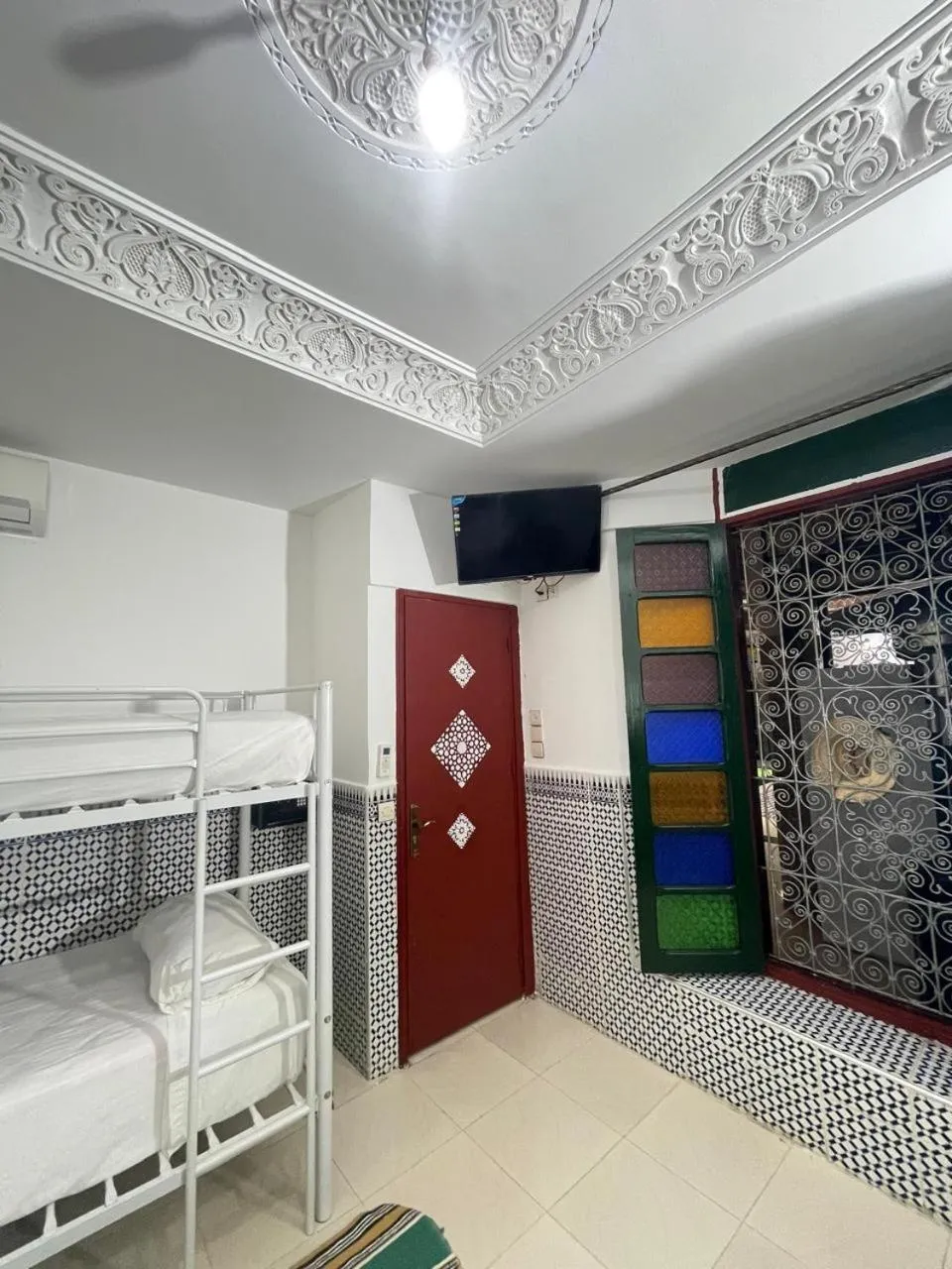 TV and multimedia, Bed in La Casa Espanyola