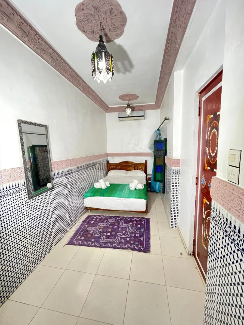 Bedroom, Bed in La Casa Espanyola