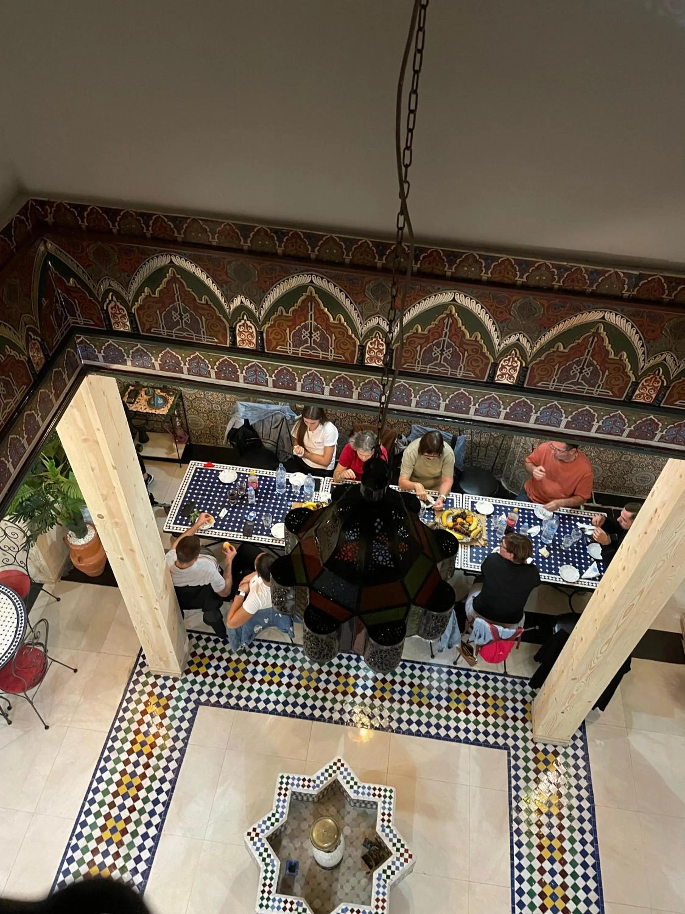 Restaurant/places to eat in La Casa Espanyola