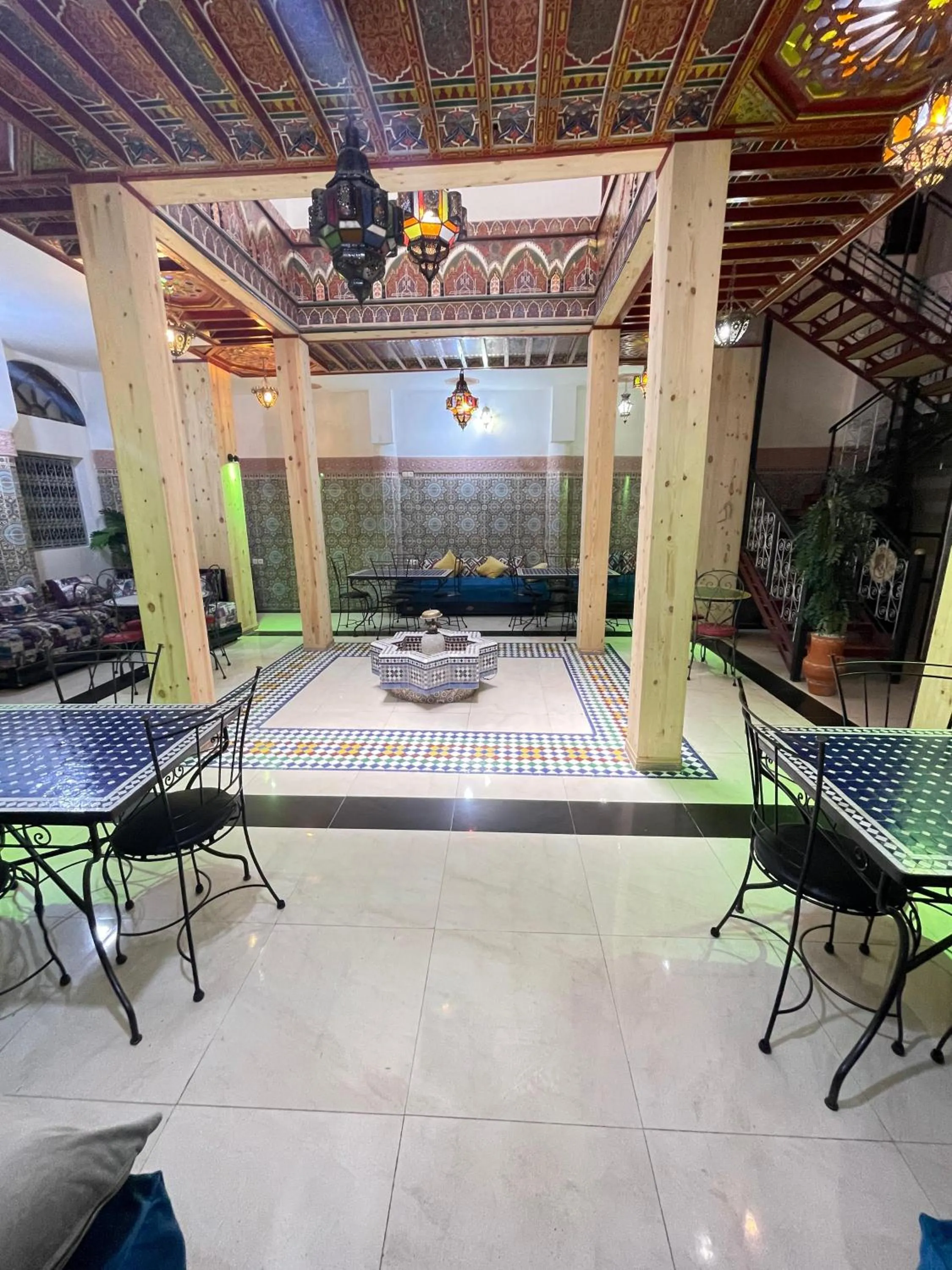 Living room in La Casa Espanyola