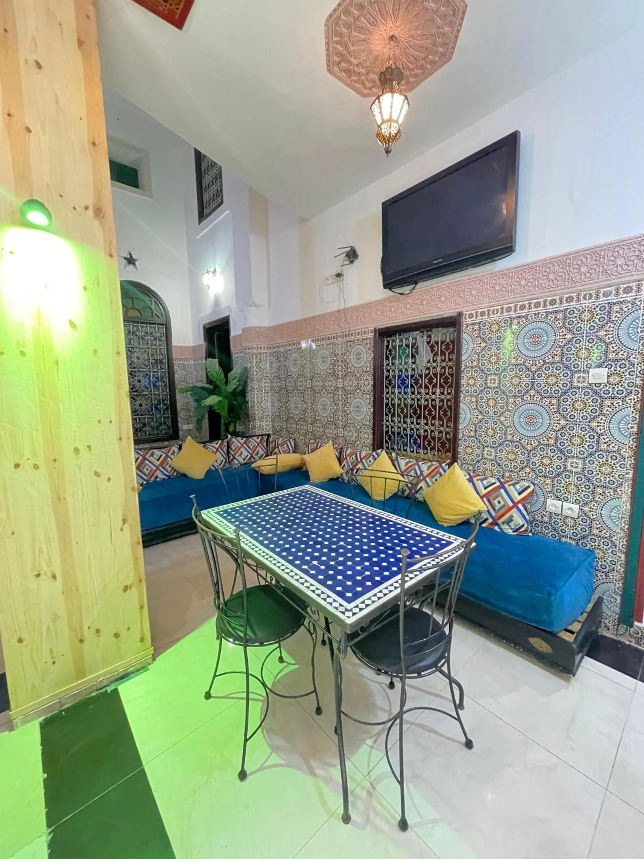 Living room in La Casa Espanyola