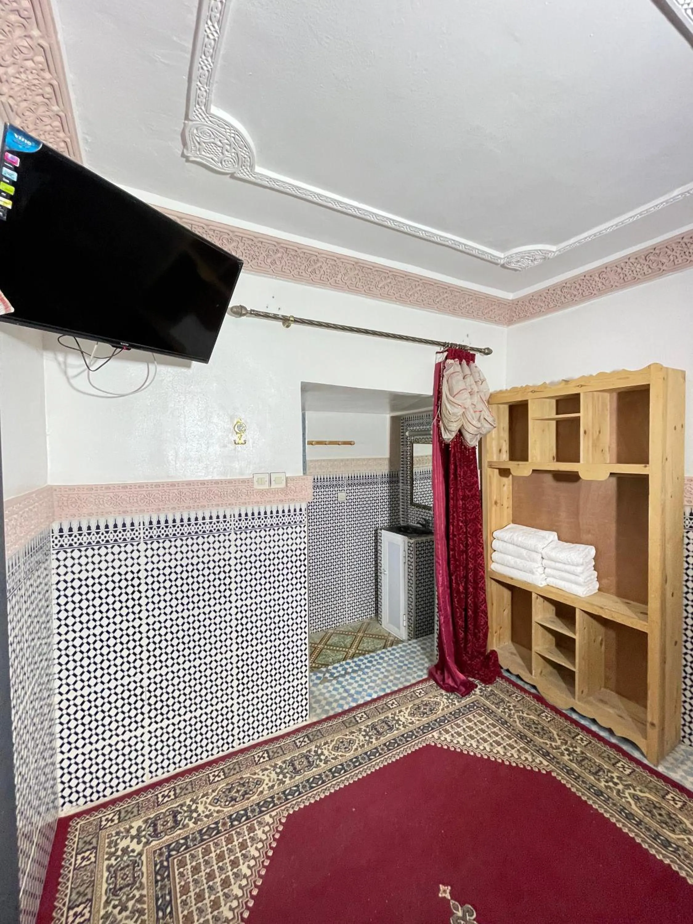 TV and multimedia, Bed in La Casa Espanyola