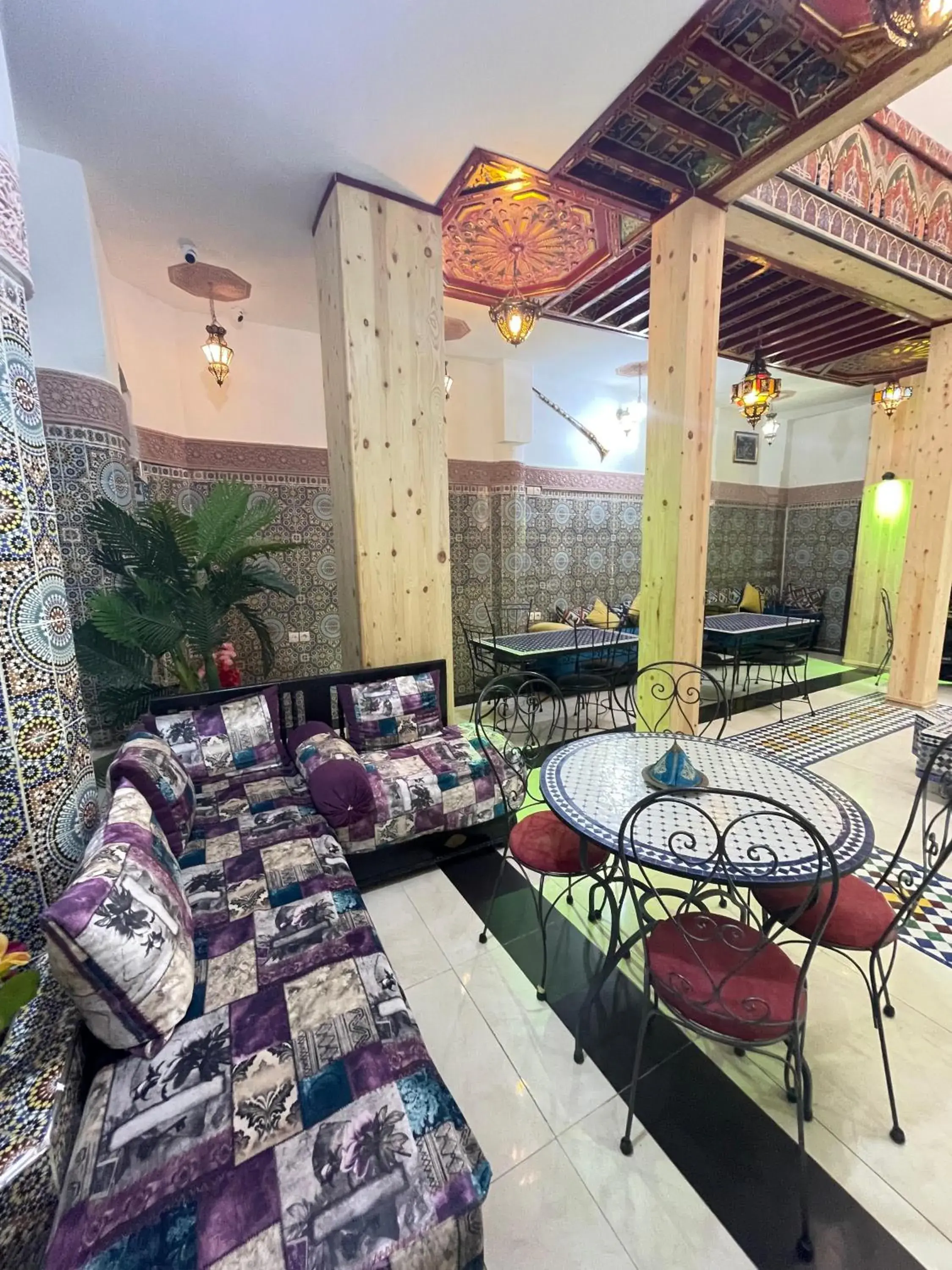 Economy Quadruple Room in La Casa Espanyola Economy Quadruple Room in La Casa Espanyola