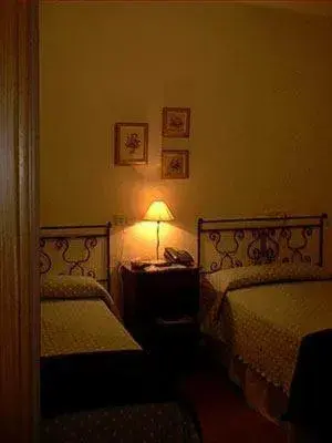 Double or Twin Room - single occupancy in Plaza Chica Double or Twin Room - single occupancy in Plaza Chica