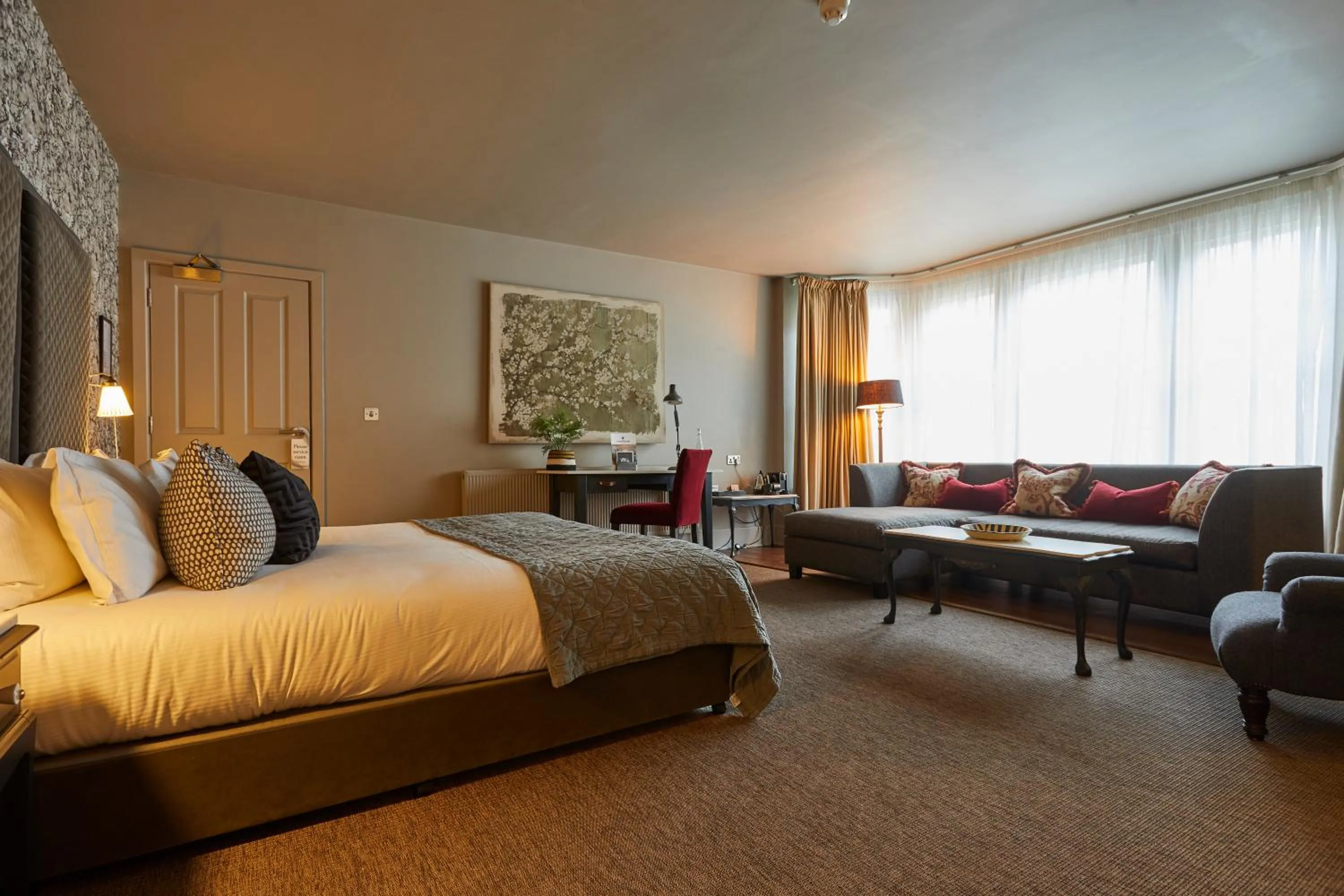 Bedroom, Bed in The Grosvenor Arms