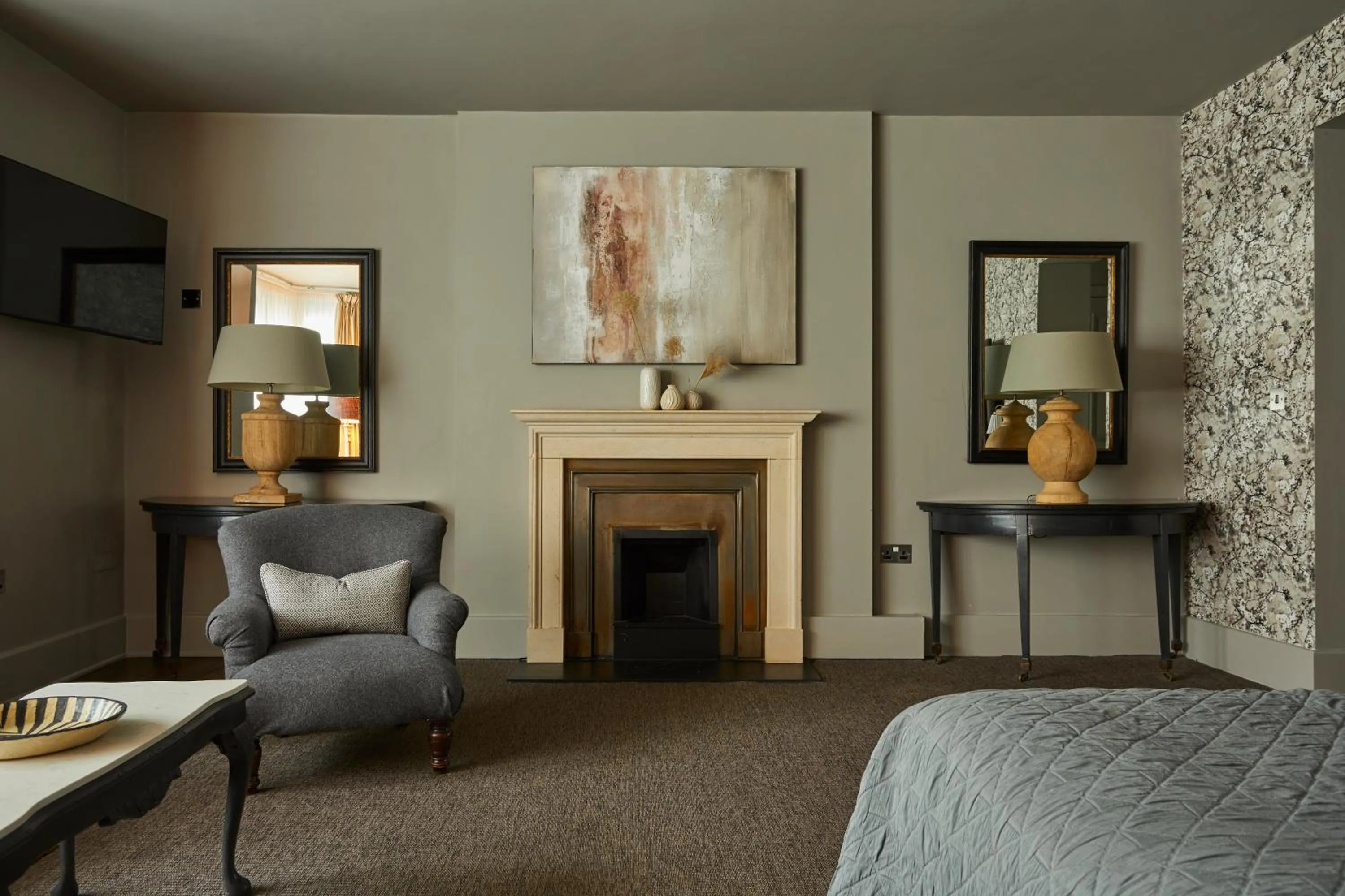 Bedroom in The Grosvenor Arms