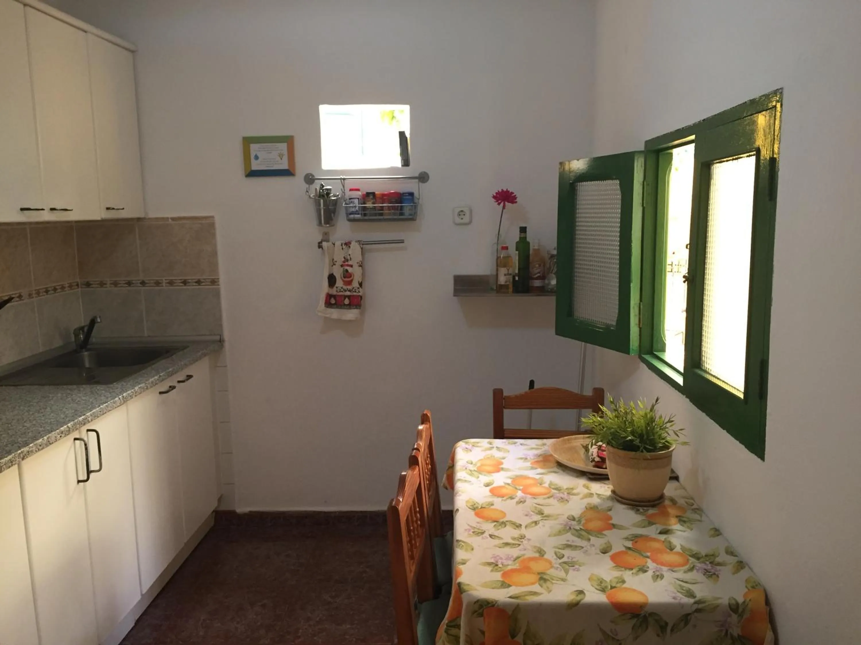 Kitchen or kitchenette in Pensión Playa