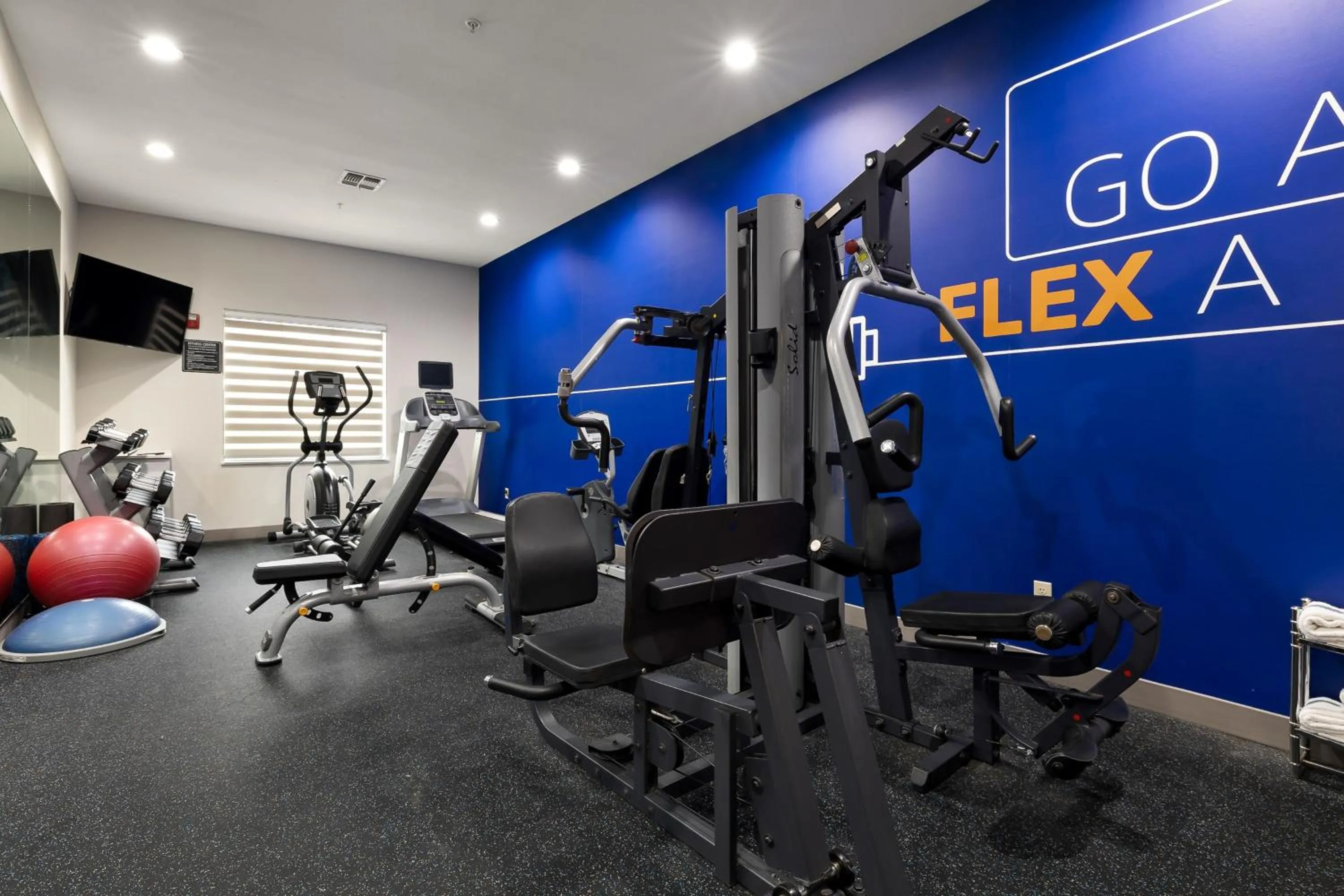 Fitness centre/facilities in Holiday Inn Express Hotel and Suites Kingsville by IHG