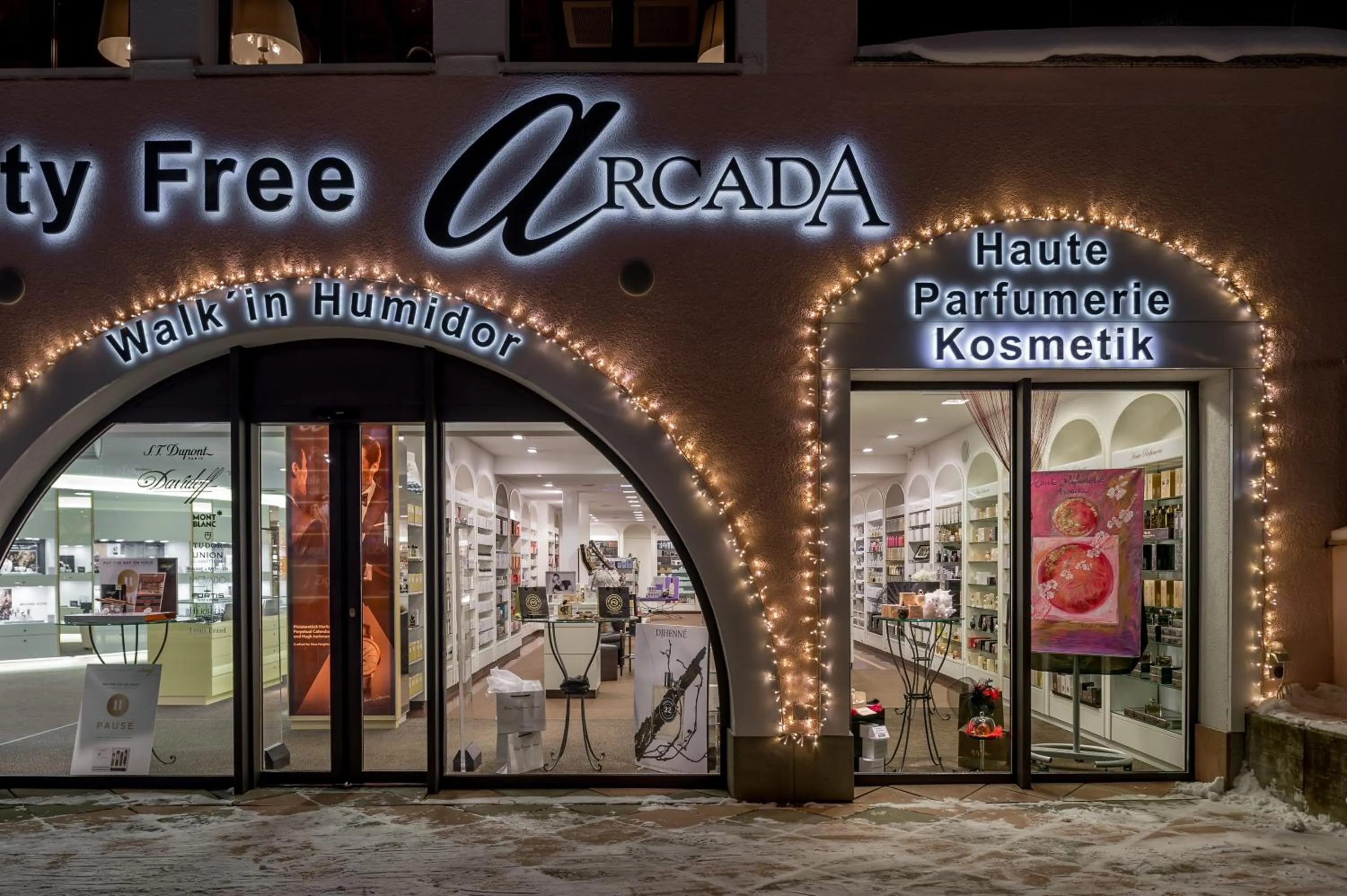 Shopping Area in Hotel Nevada