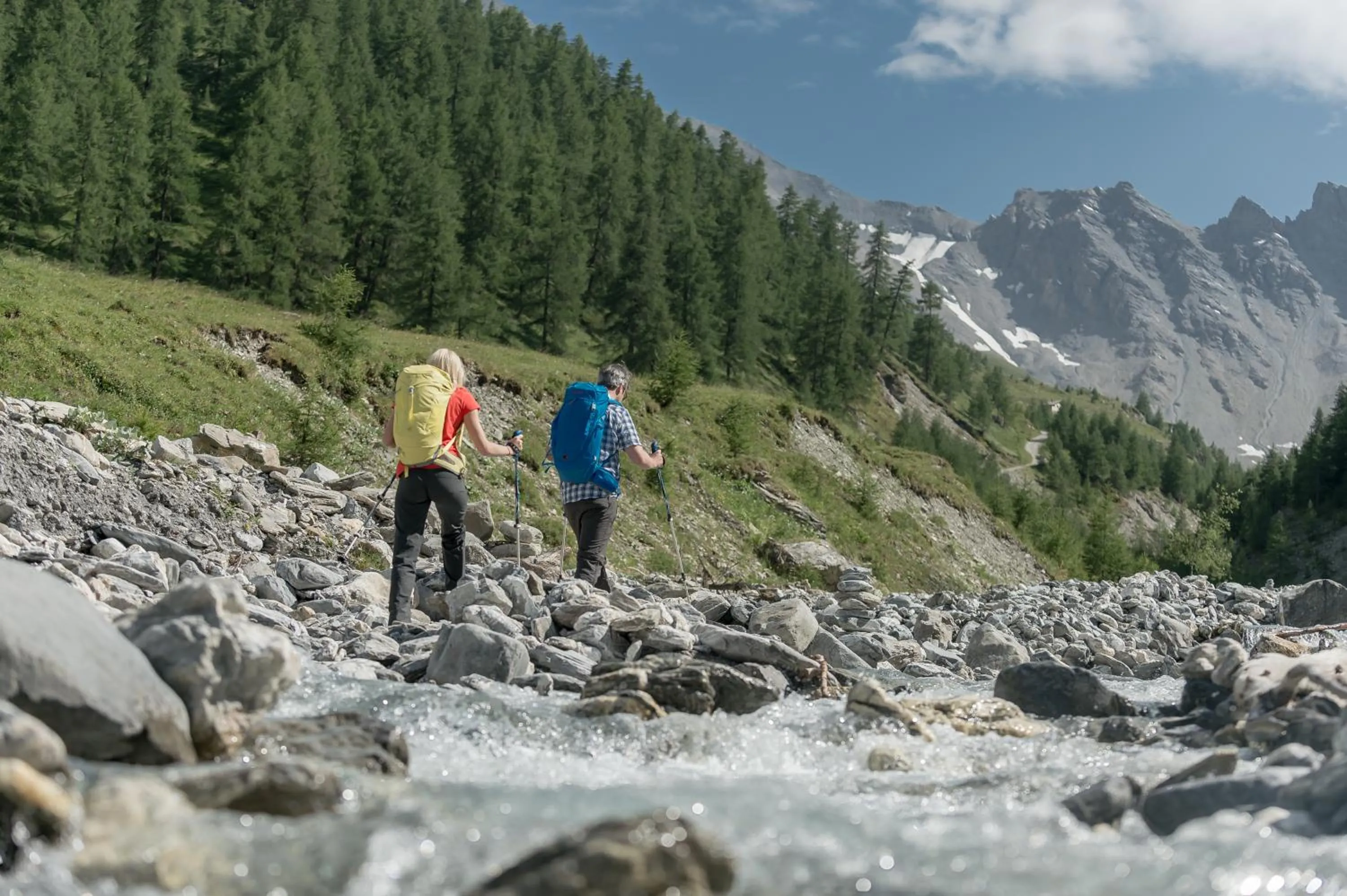 Hiking in Hotel Nevada