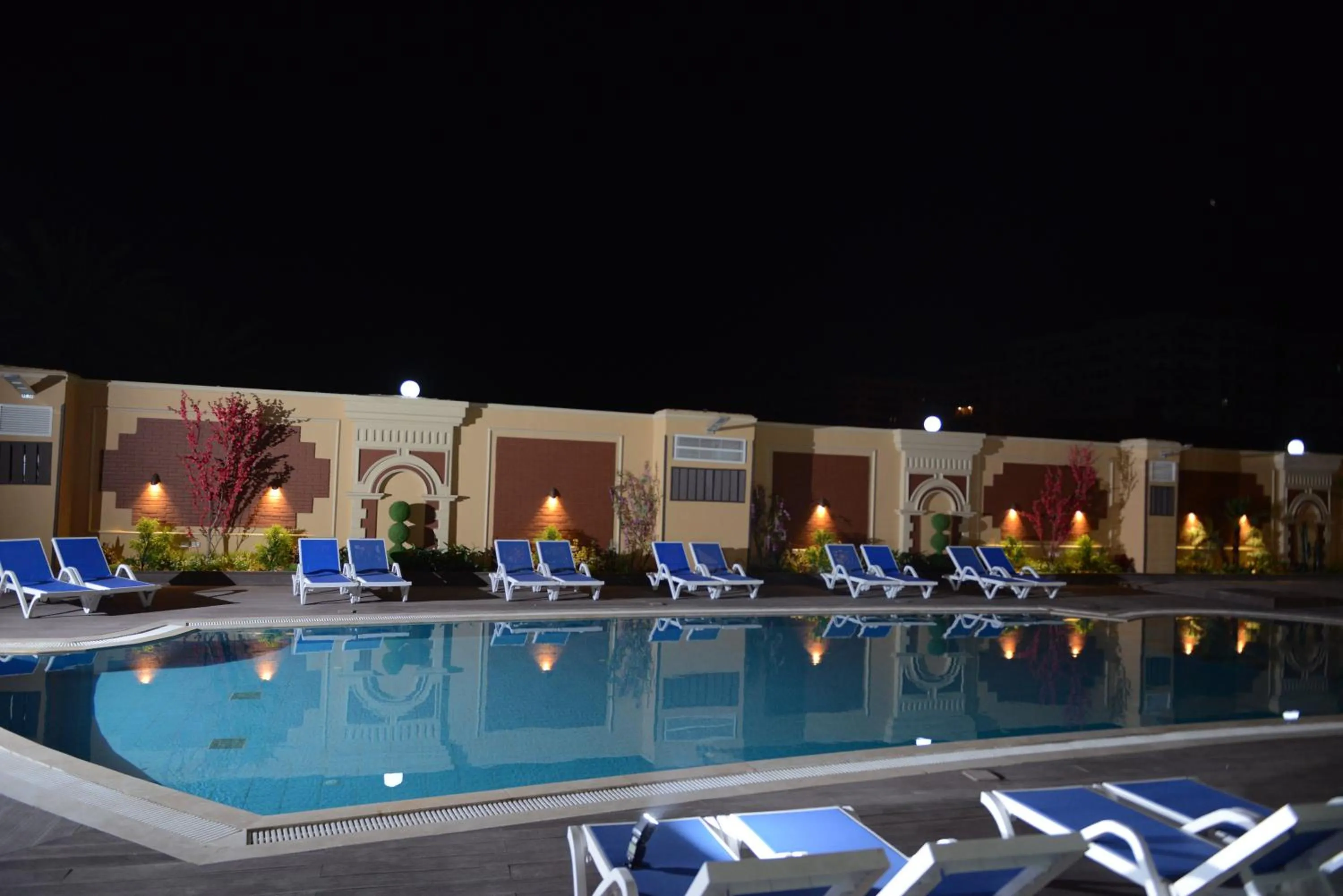 Swimming pool in Eastern Al Montazah Hotel