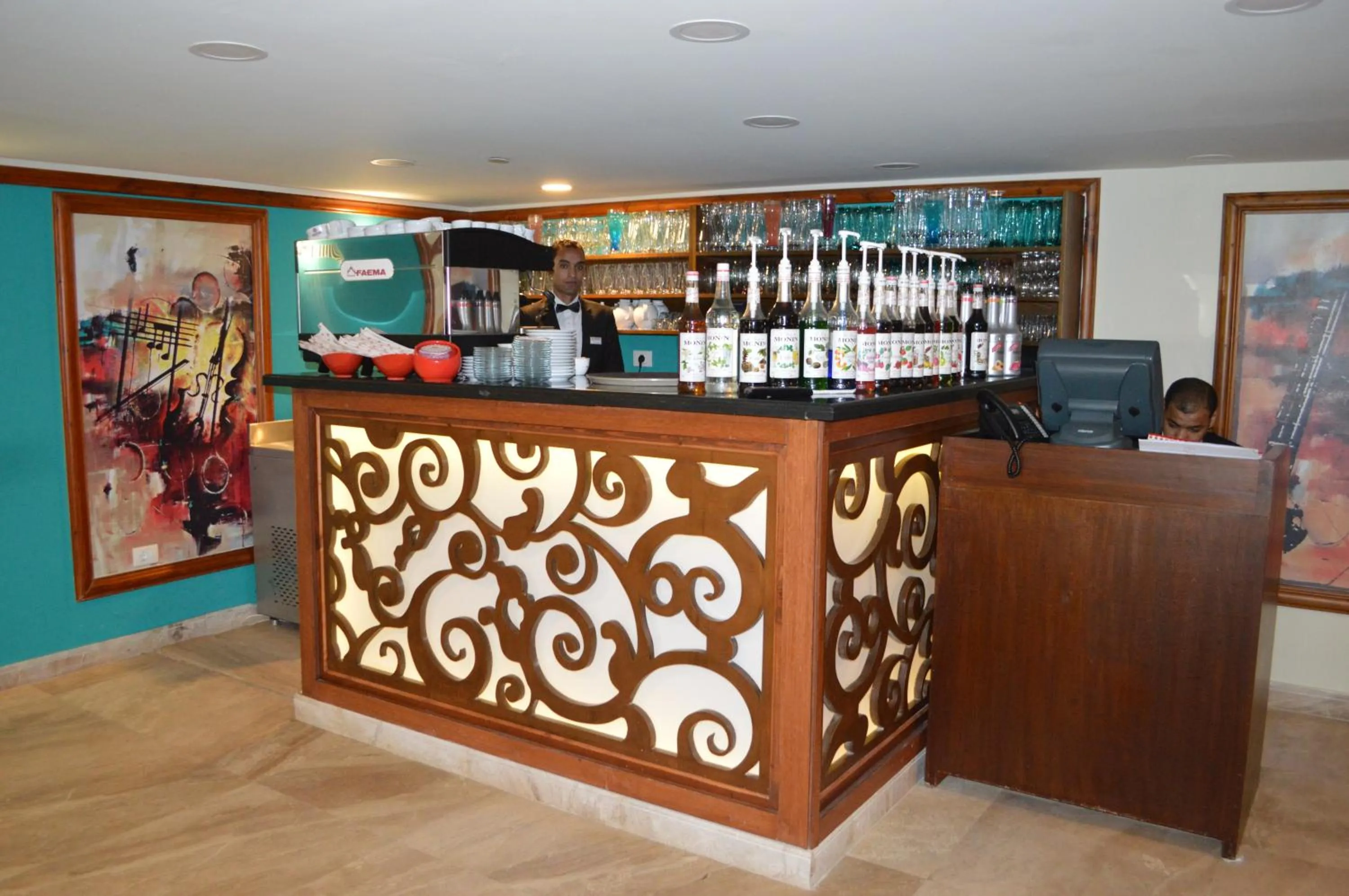 Lounge or bar in Eastern Al Montazah Hotel