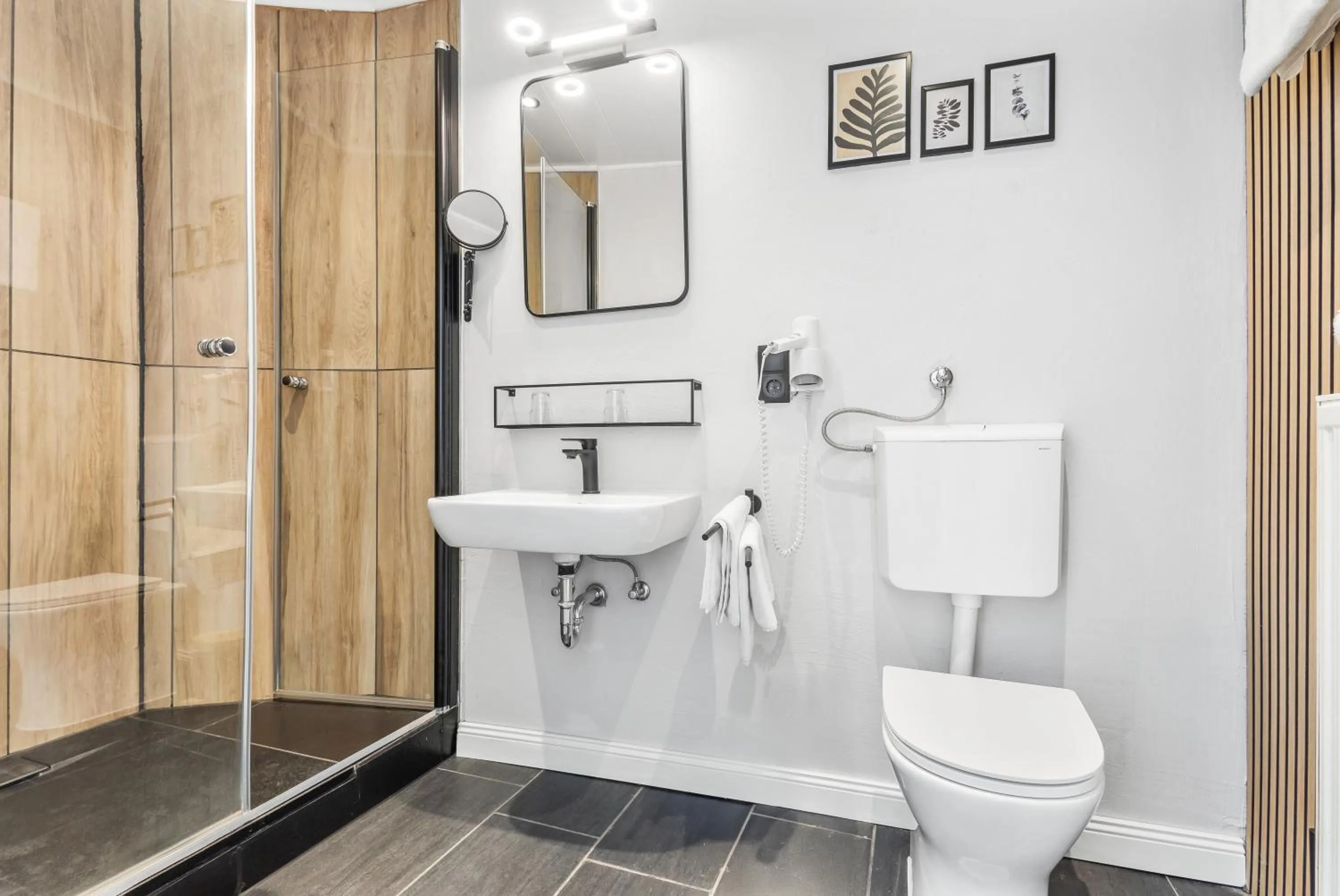 Bathroom in Burghotel Haselünne