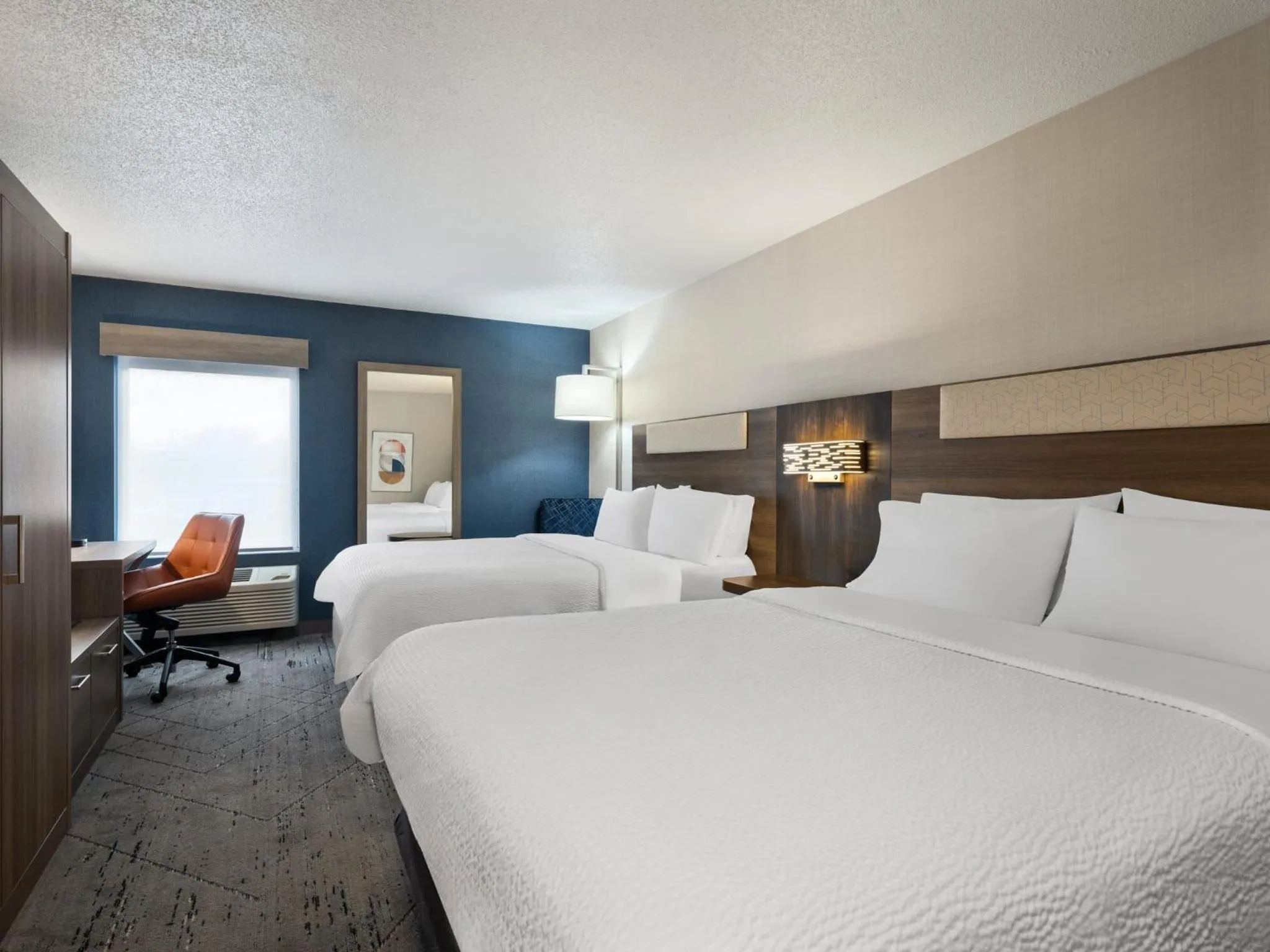 Photo of the whole room, Bed in Holiday Inn Express Meadville (I-79 Exit 147a) by IHG