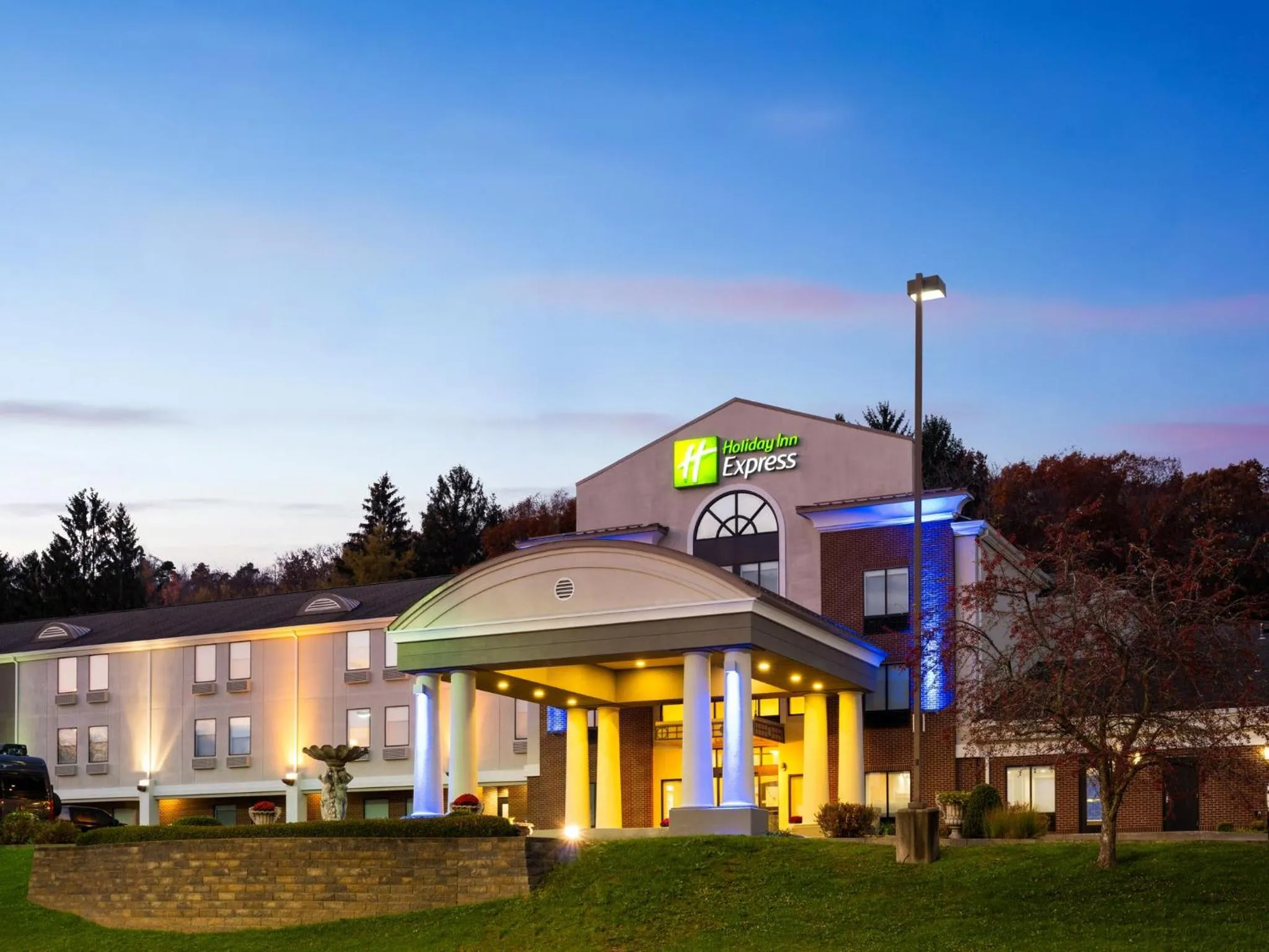 Property building in Holiday Inn Express Meadville (I-79 Exit 147a) by IHG
