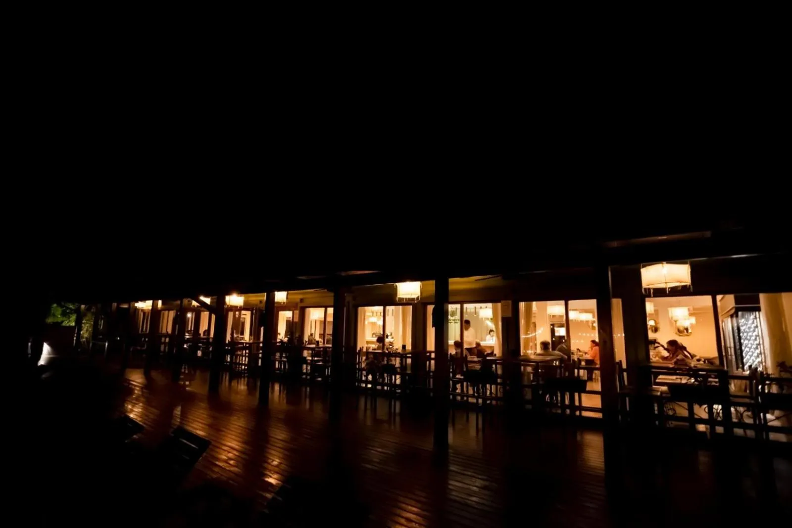 Restaurant/places to eat in La Reserva Virgin Lodge
