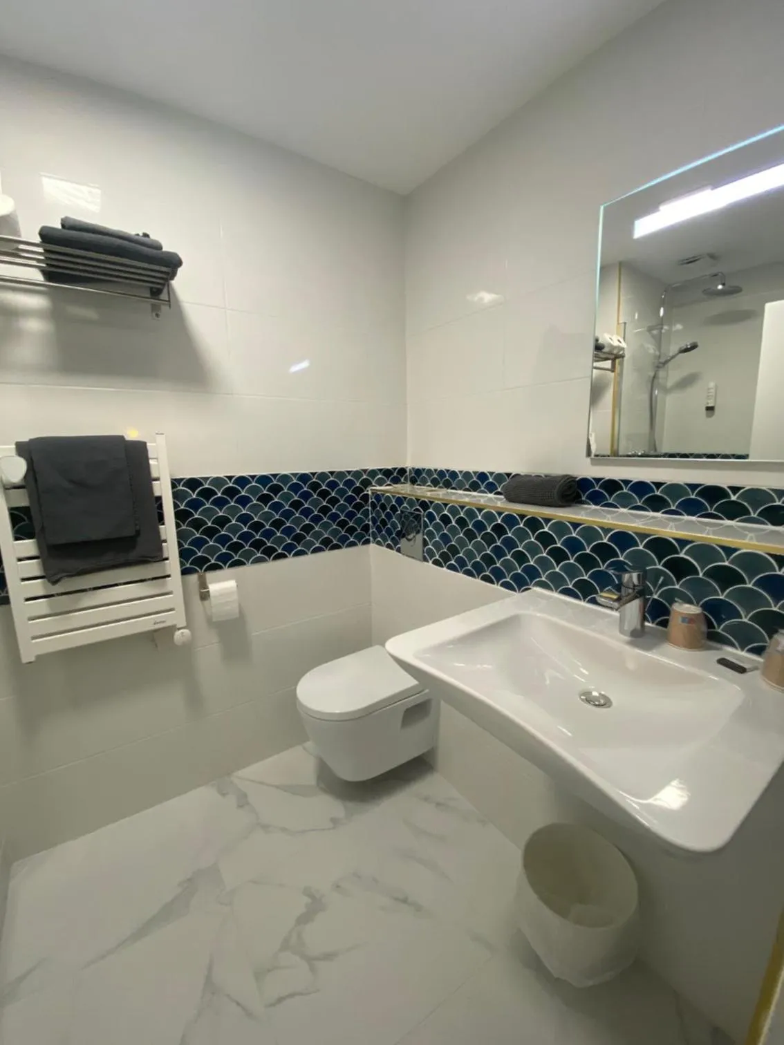 Toilet in La glycine hotel, spa et bien-être