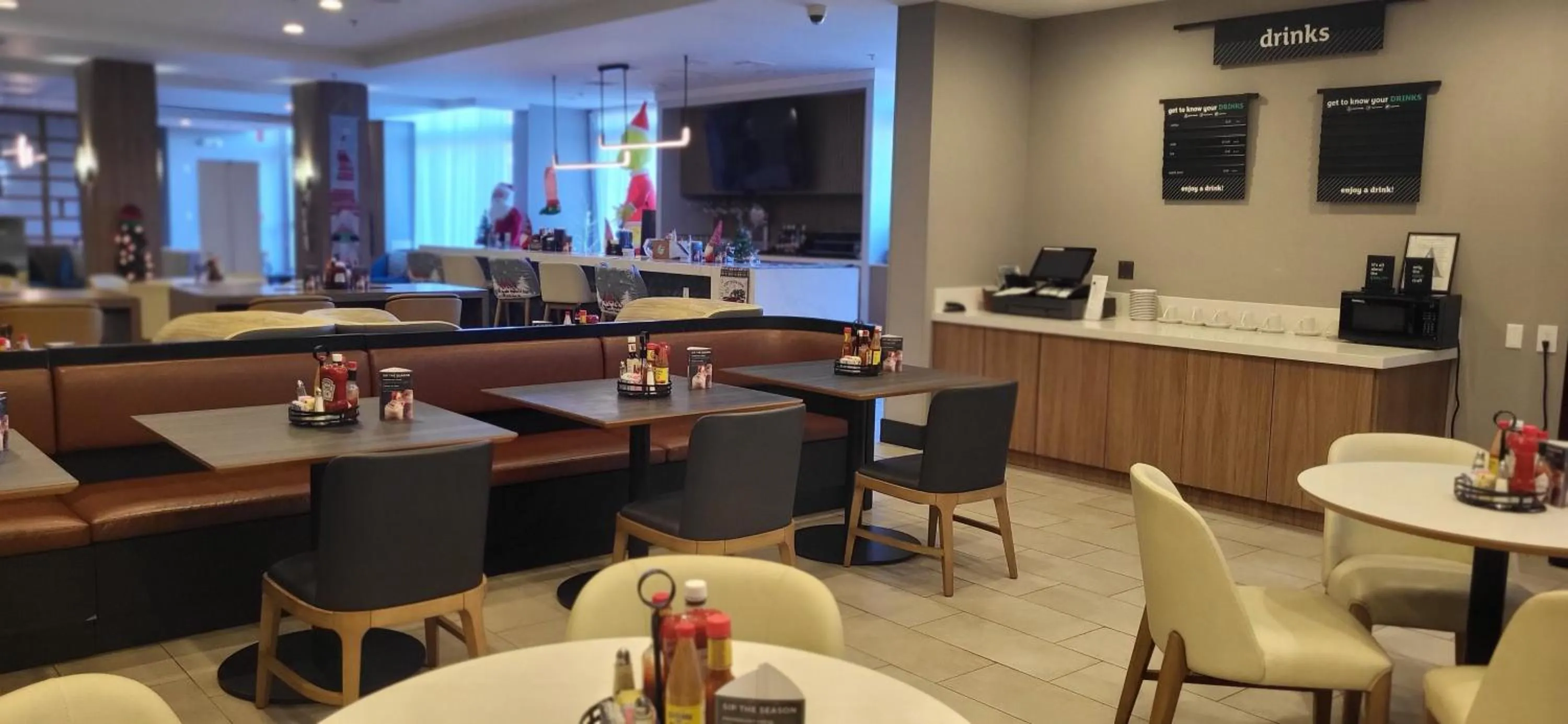 Restaurant/places to eat in Holiday Inn Meridian East I 59 / I 20