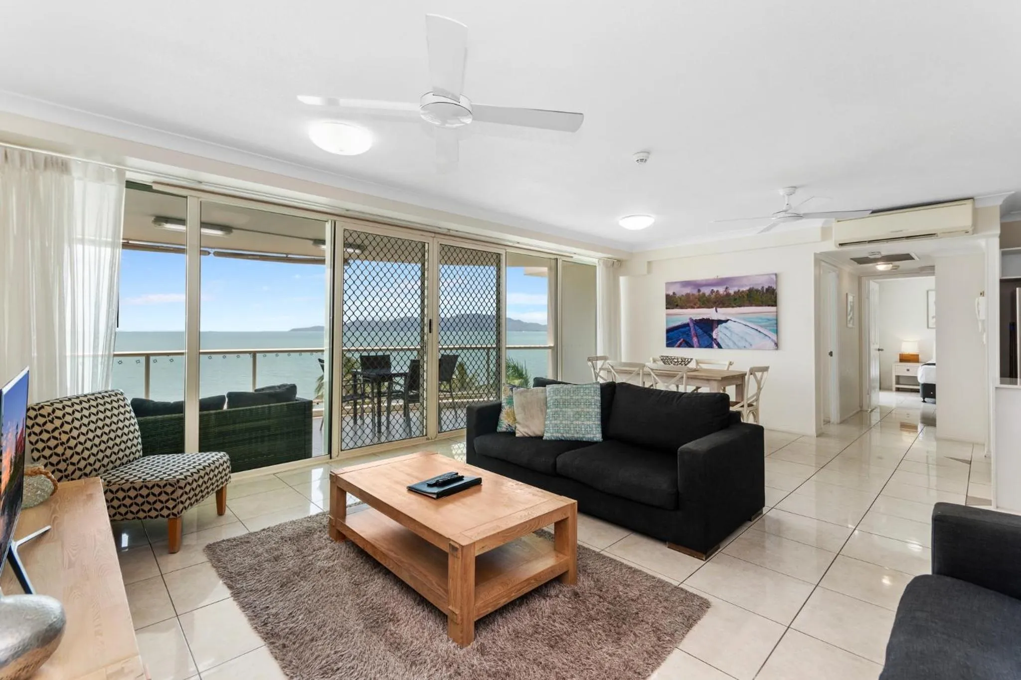 Living room in Mariners North Holiday Apartments