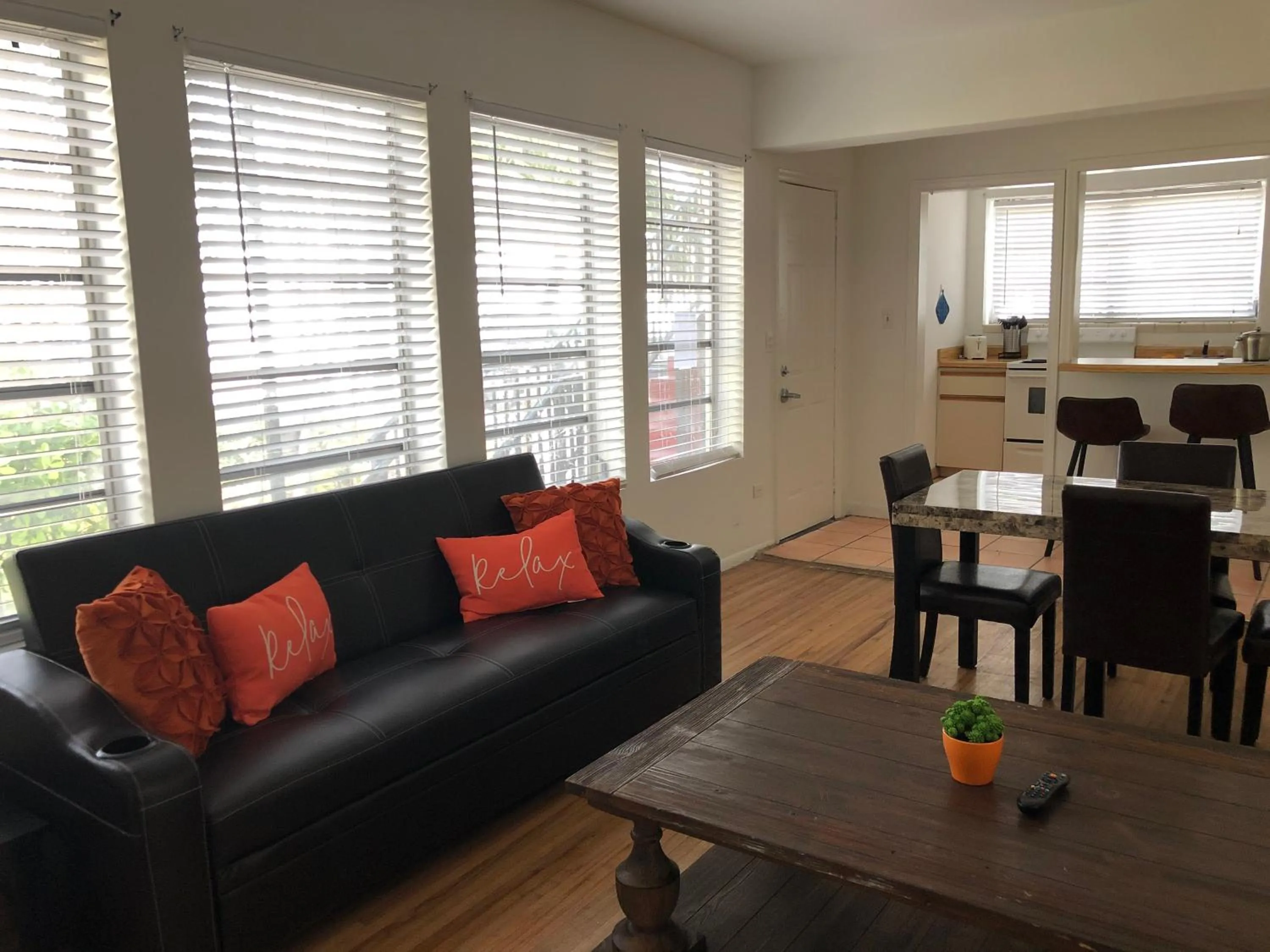 Living room in Beach Place Hotel