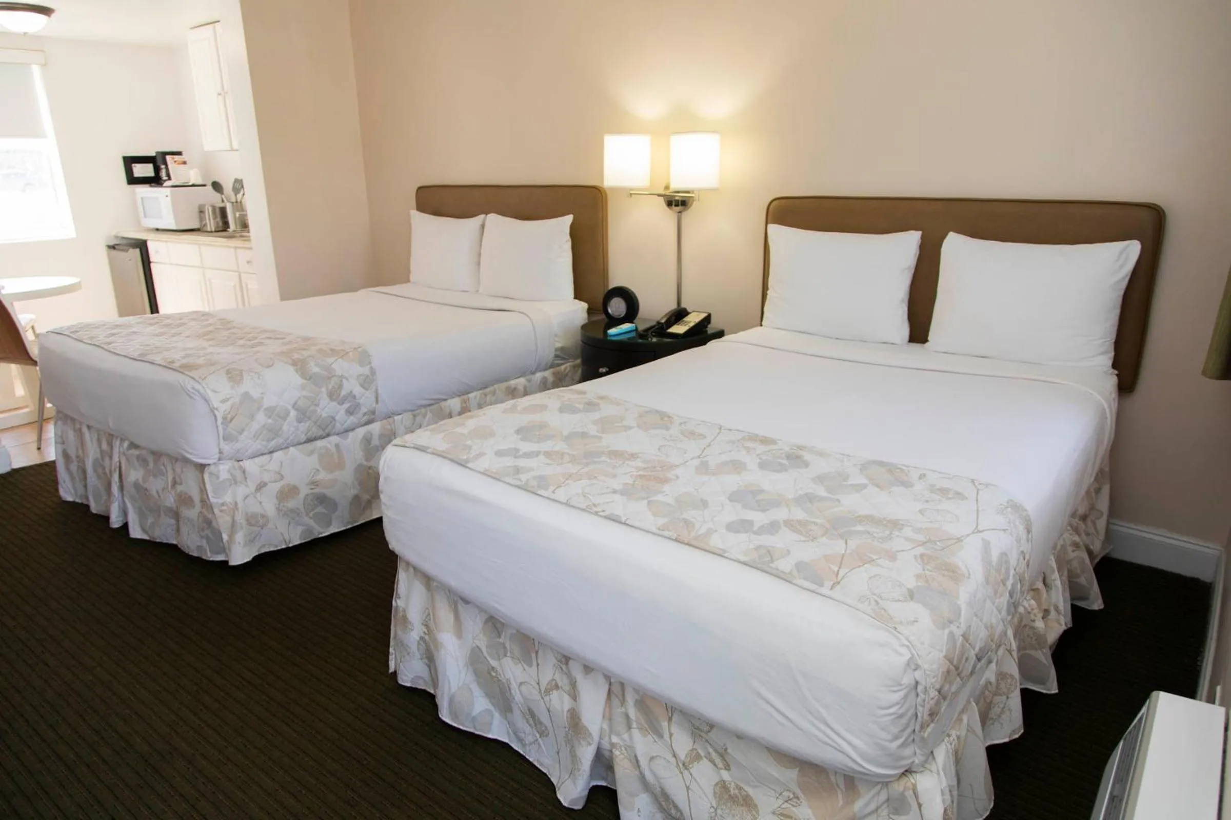 Bed in Beach Place Hotel